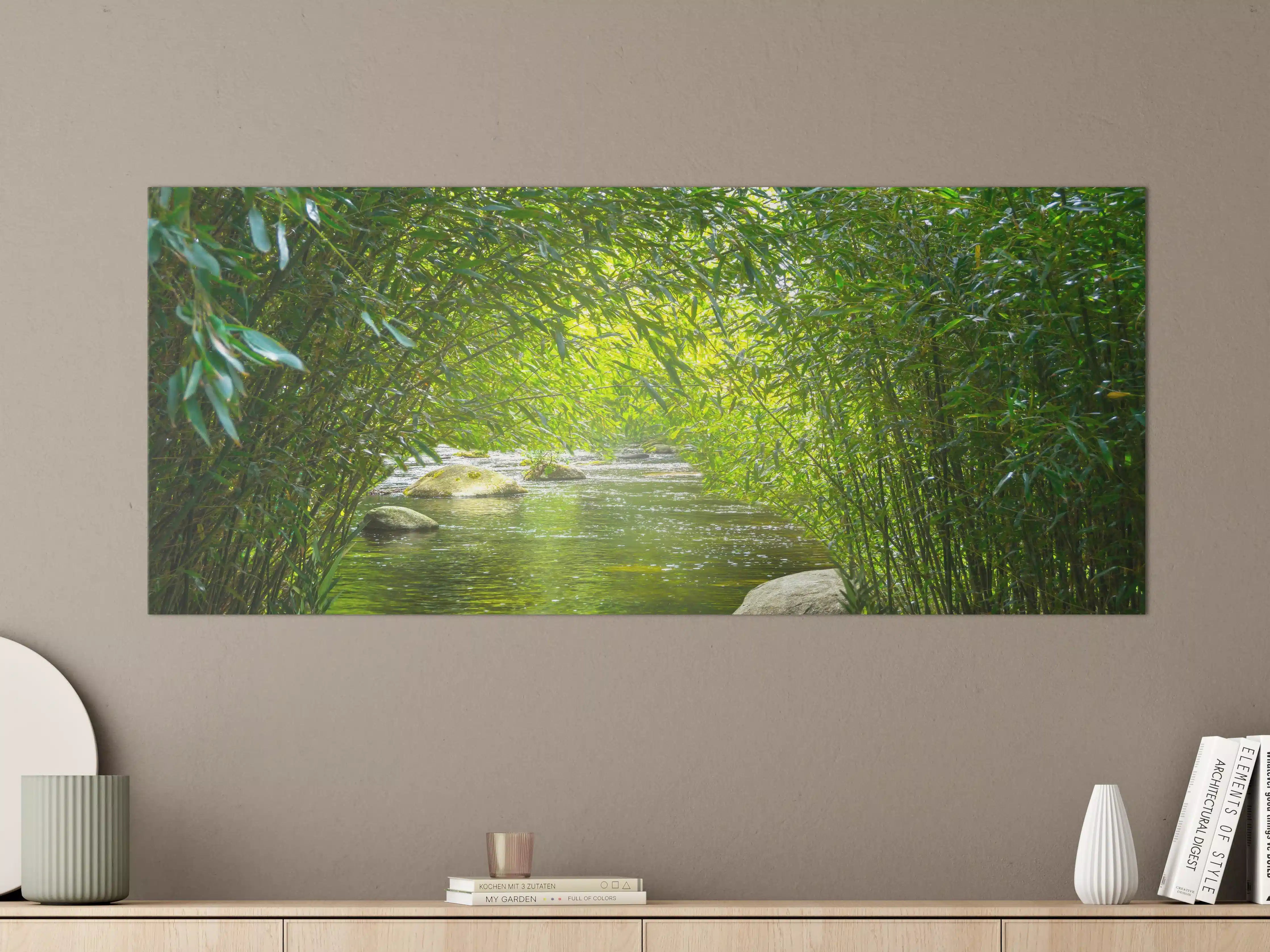Große Wandbilder - Harmonischer Bach zwischen Bambuspflanzen