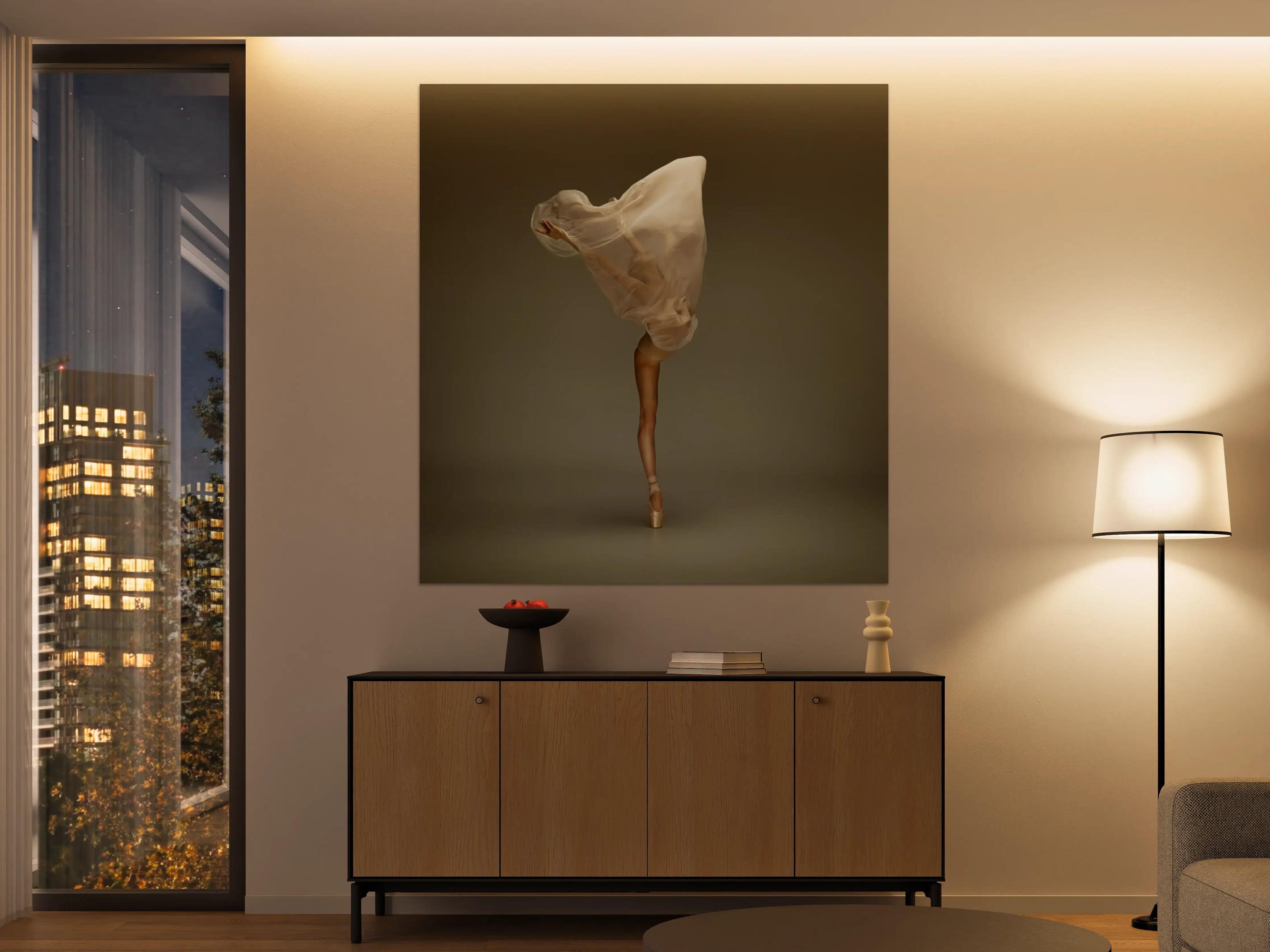 Große Wandbilder - Junge Ballerina in grauem Studio