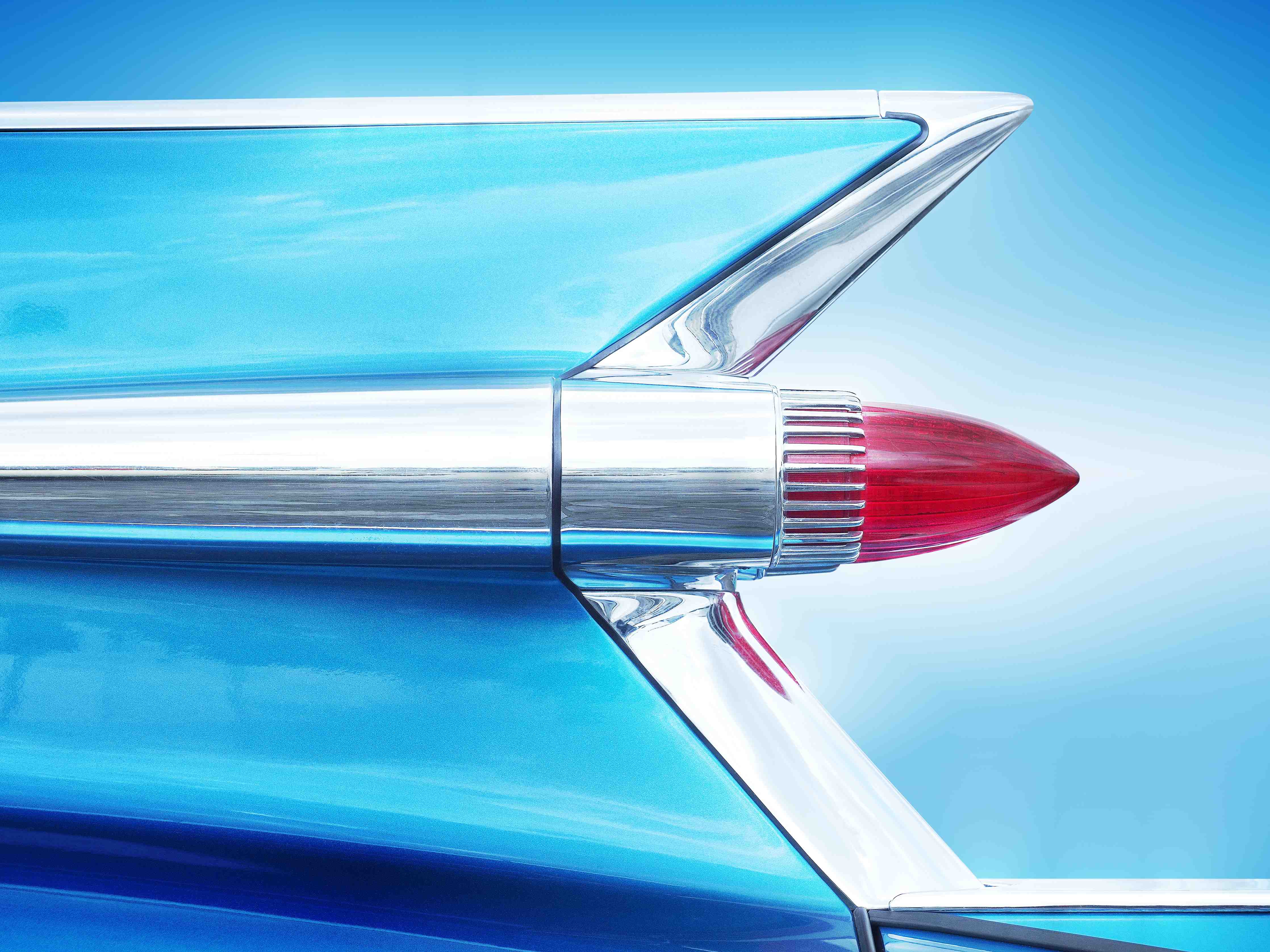 Große Wandbilder-Klassischer roter Lippenstift mit blauer Hintergrund