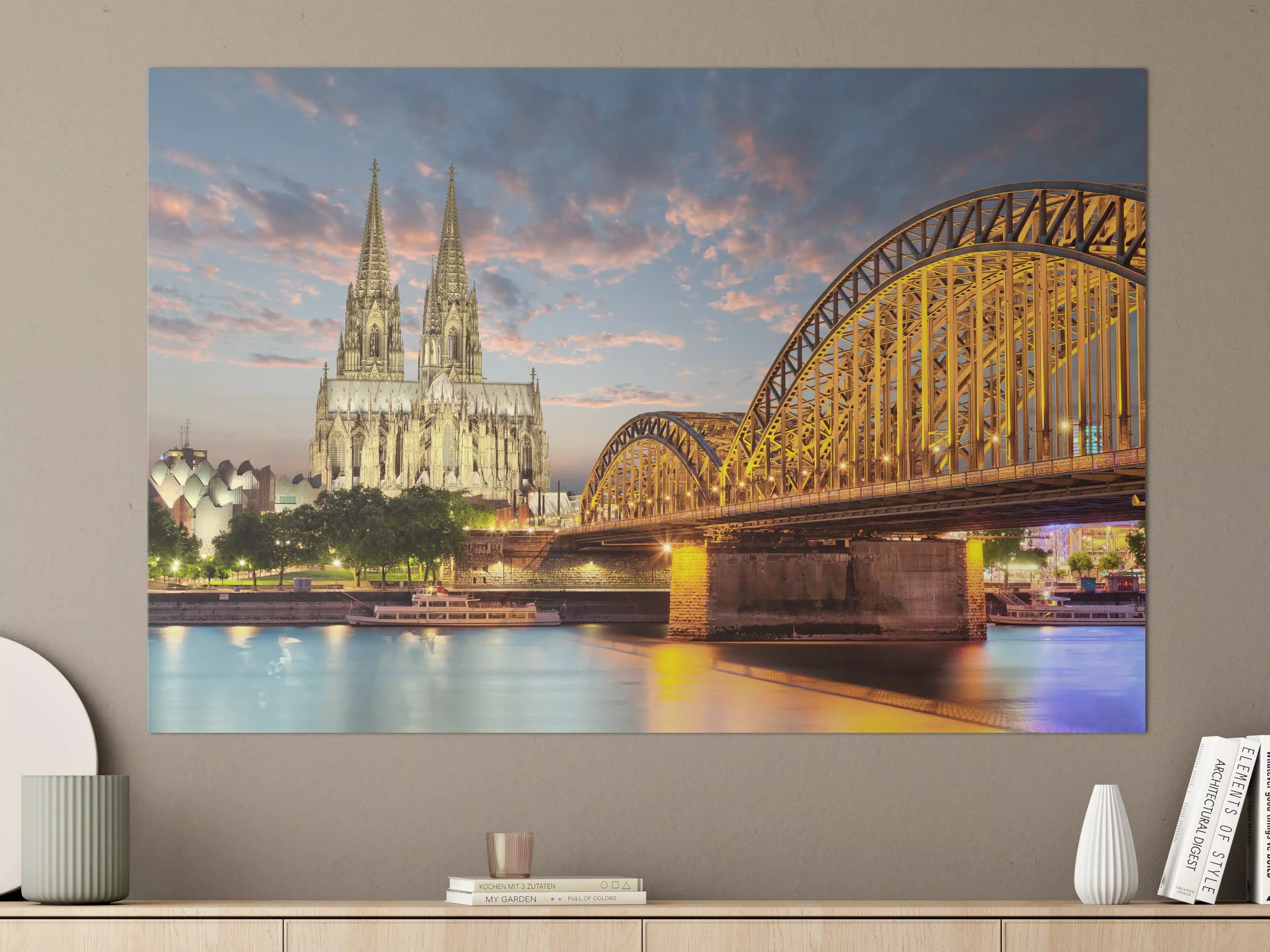 Große Wandbilder - Köln Dom am Rhein mit Brücke