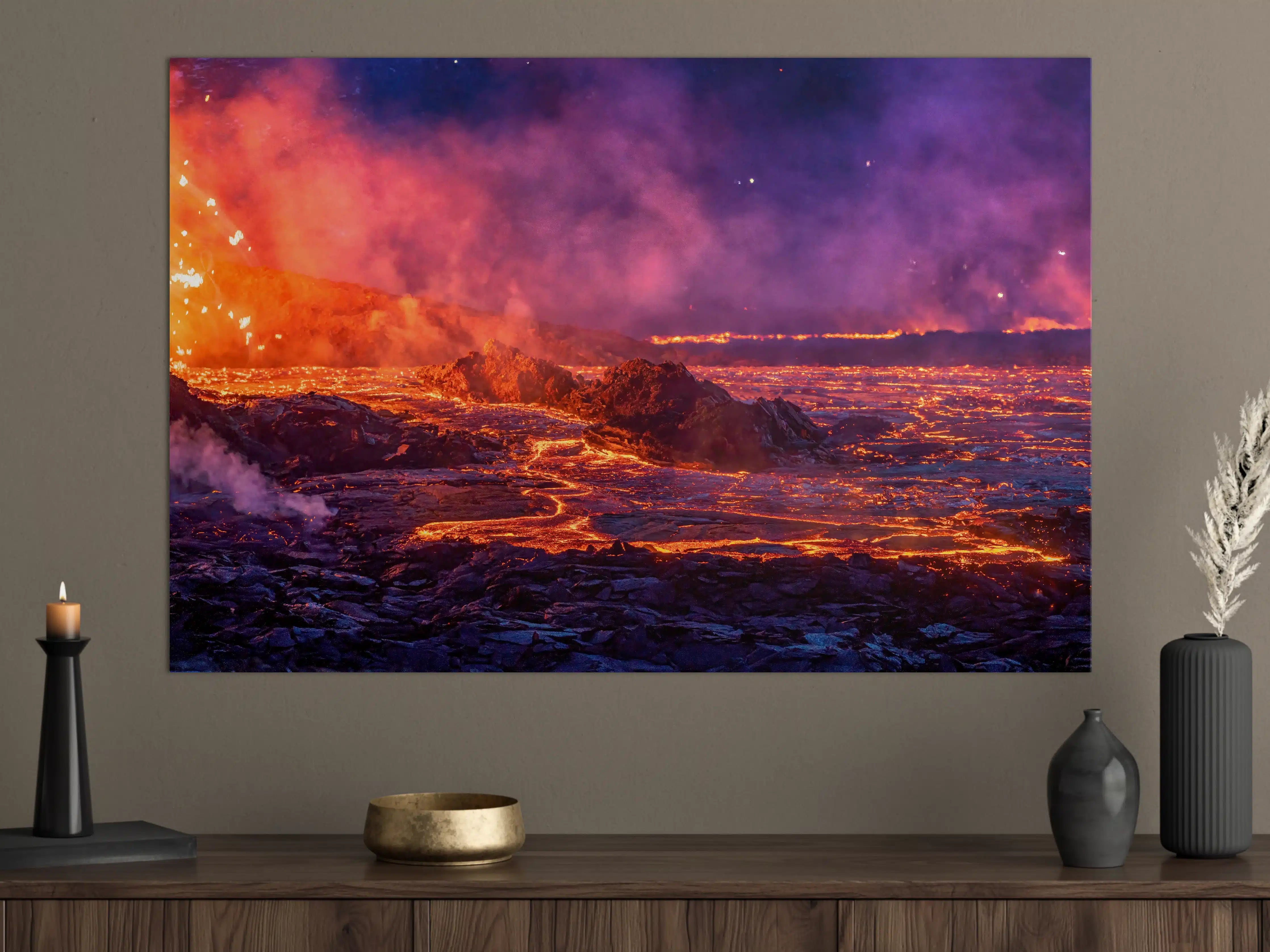 Große Wandbilder - Lavastrom aus dem ausbrechenden Vulkankrater