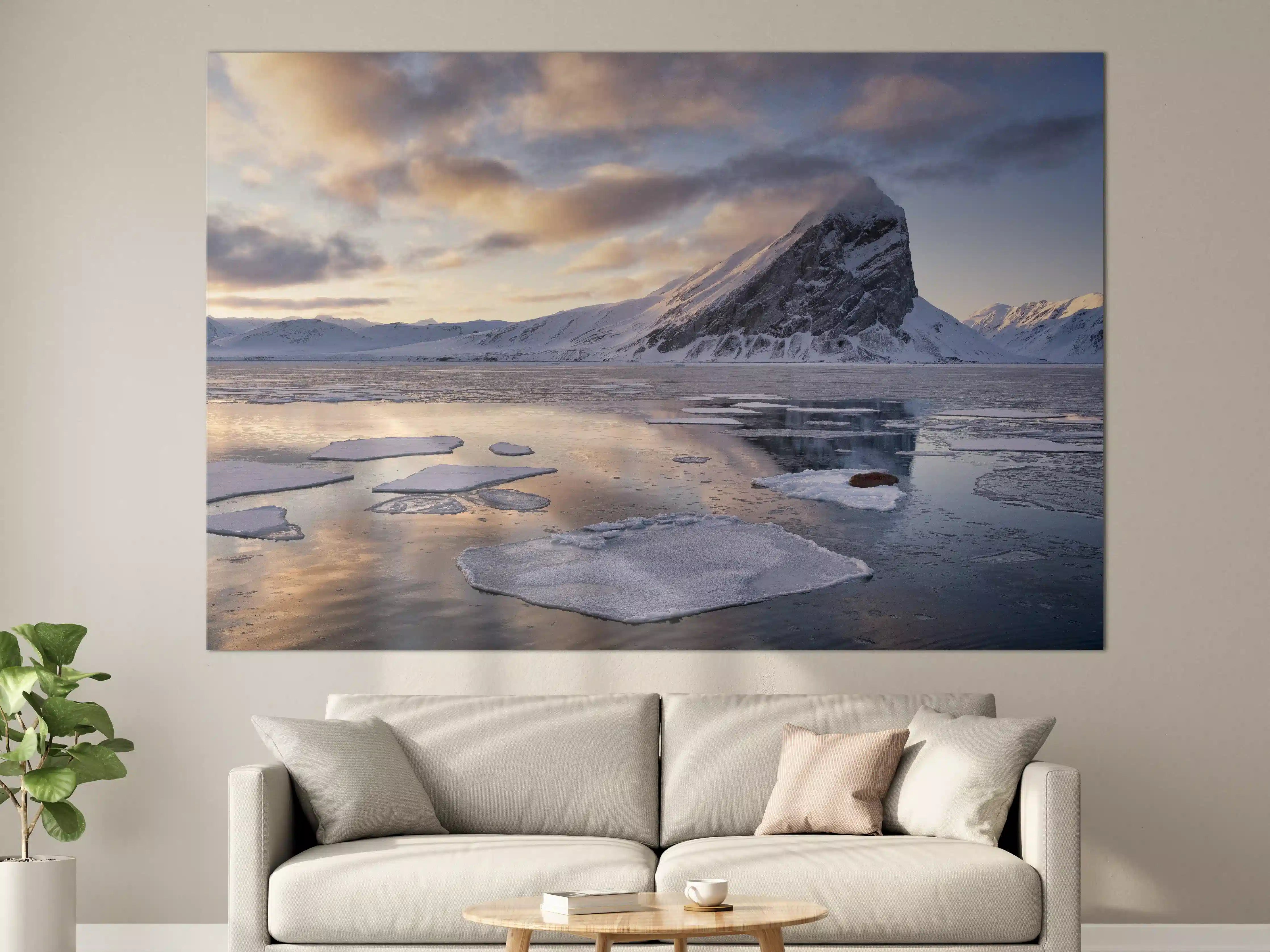 Große Wandbilder - Majestätischer Berg in winterlicher Landschaft