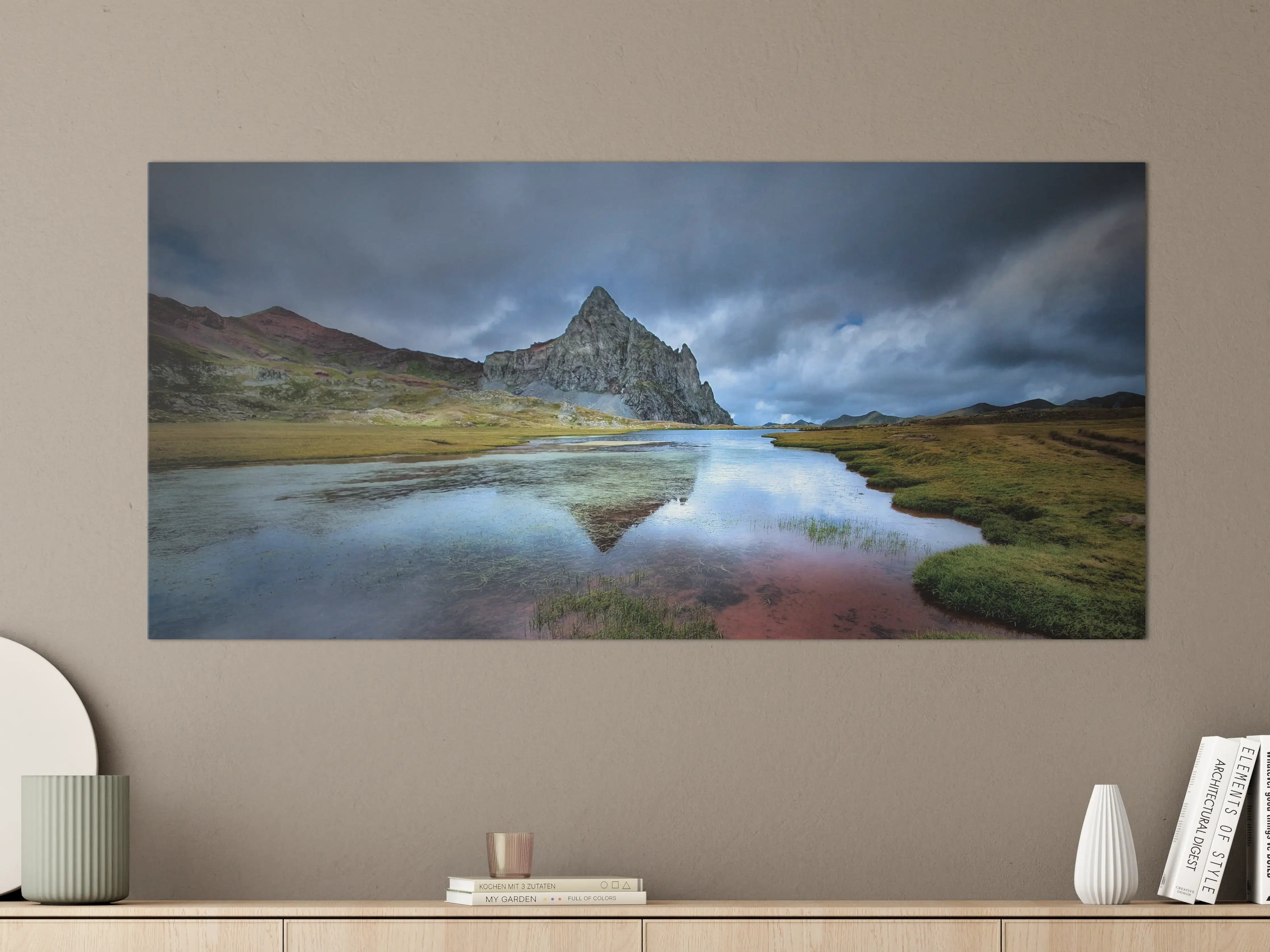 Große Wandbilder - Majestätischer Berg mit spiegelnder Seenlandschaft