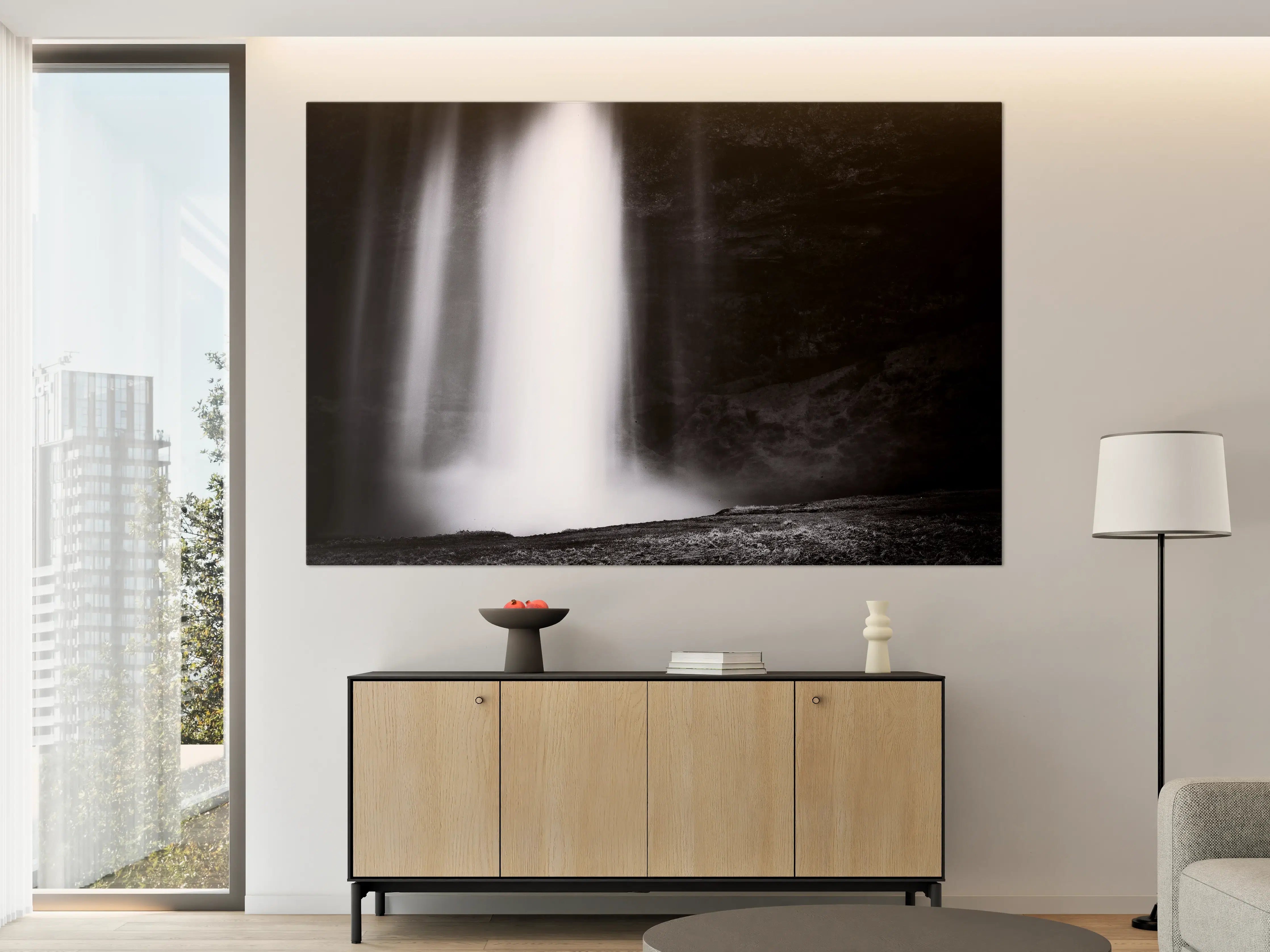 Große Wandbilder - Majestätischer Wasserfall in dunkler Landschaft