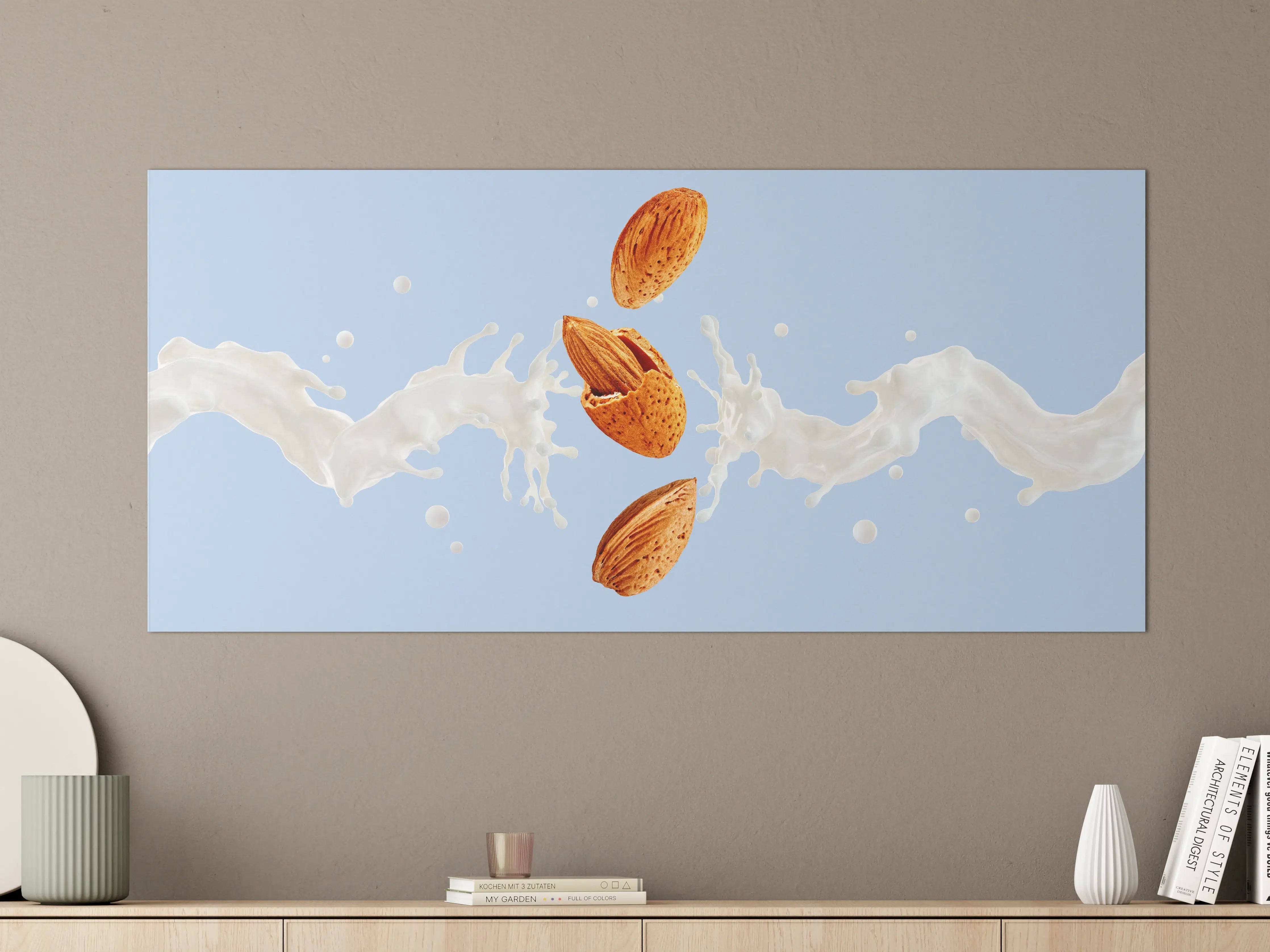 Große Wandbilder - Mandelmilch-Splash auf Blau