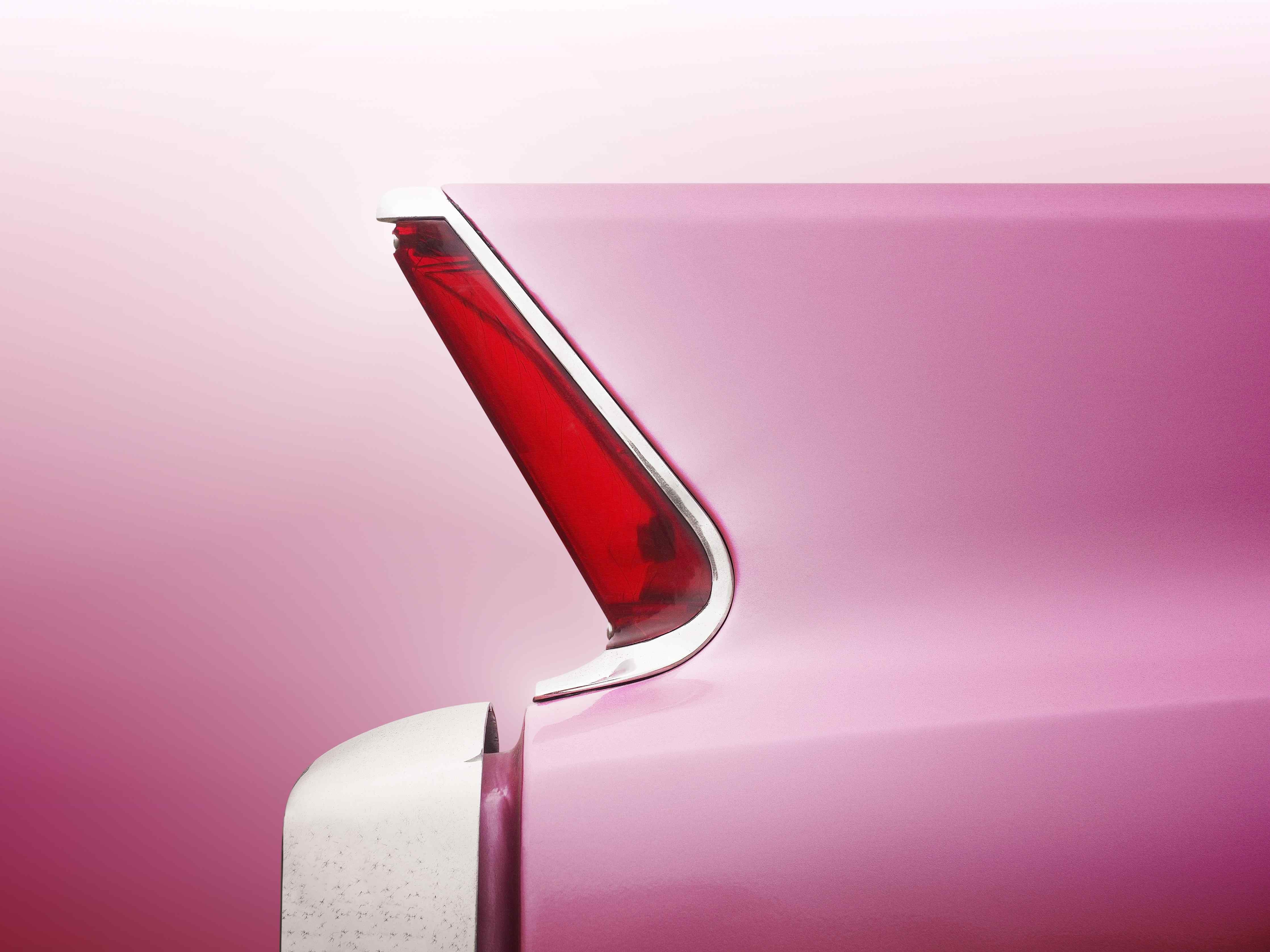 Große Wandbilder-Moderne pinke Autokarosserie mit stilvollem Design
