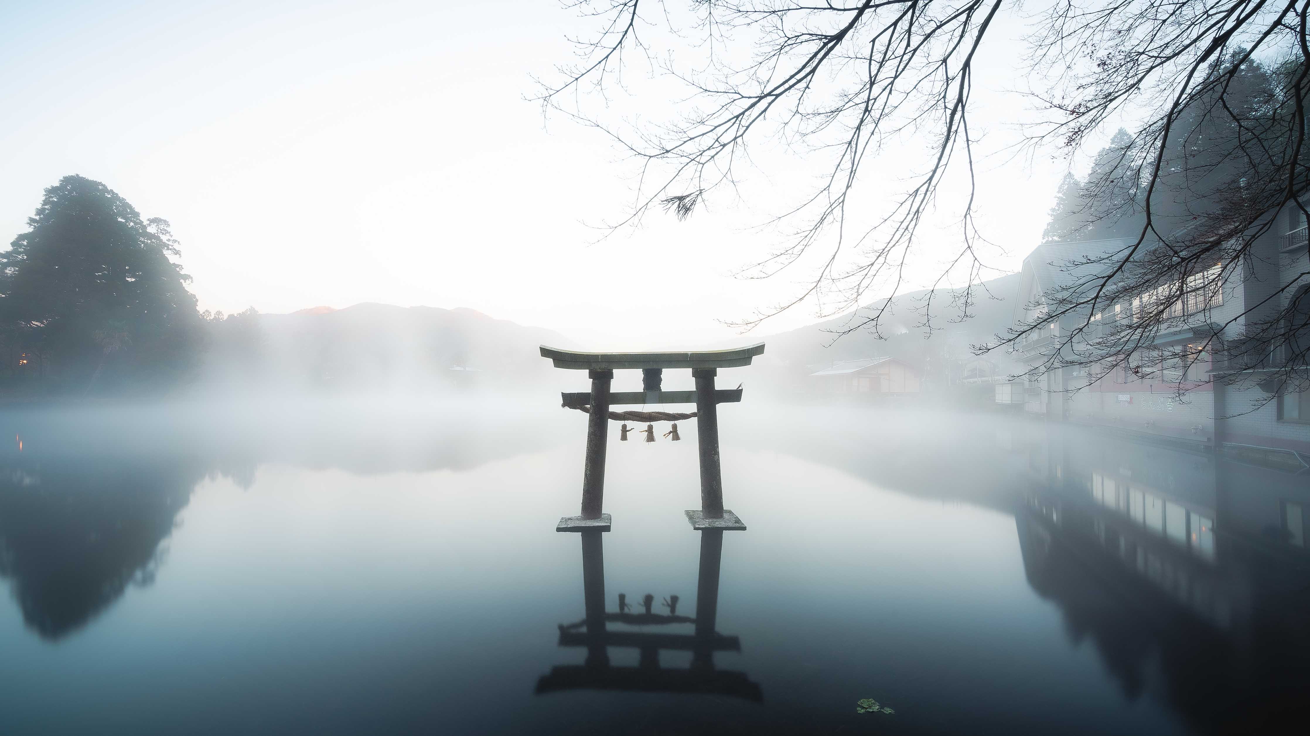 Große Wandbilder-Mystische Japanische Torii am Morgen