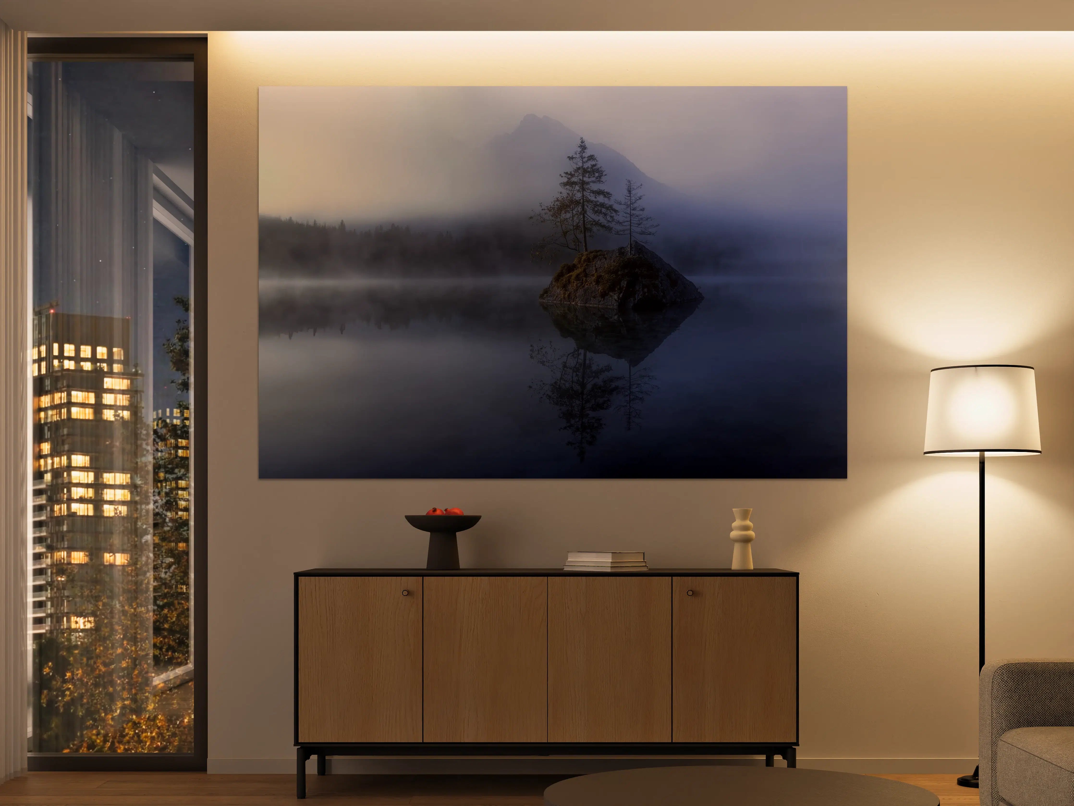 Große Wandbilder - Mystischer Bergsee mit Nebel und Insel