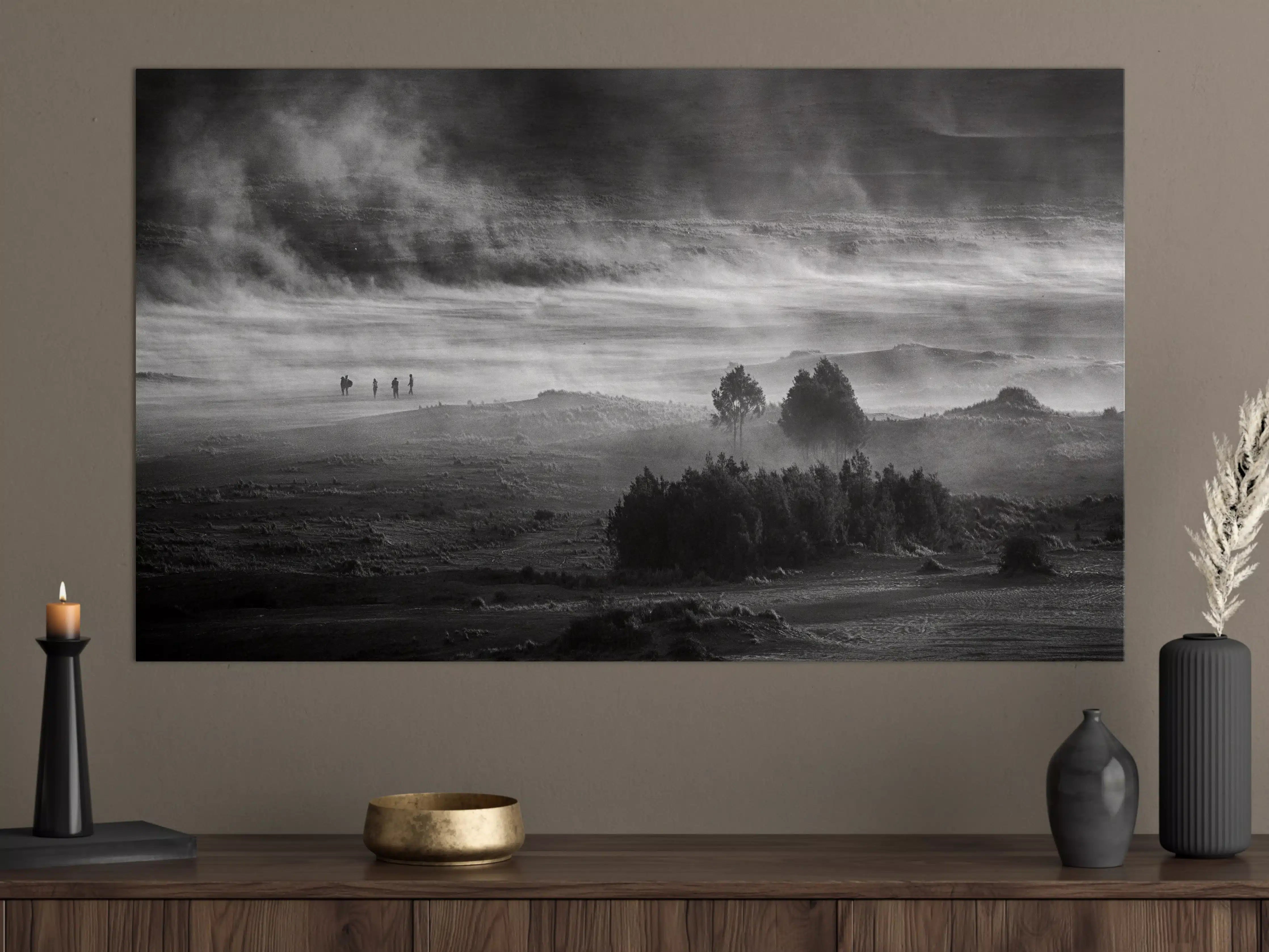 Große Wandbilder - Nebelhafte Landschaft in Schwarz-Weiß