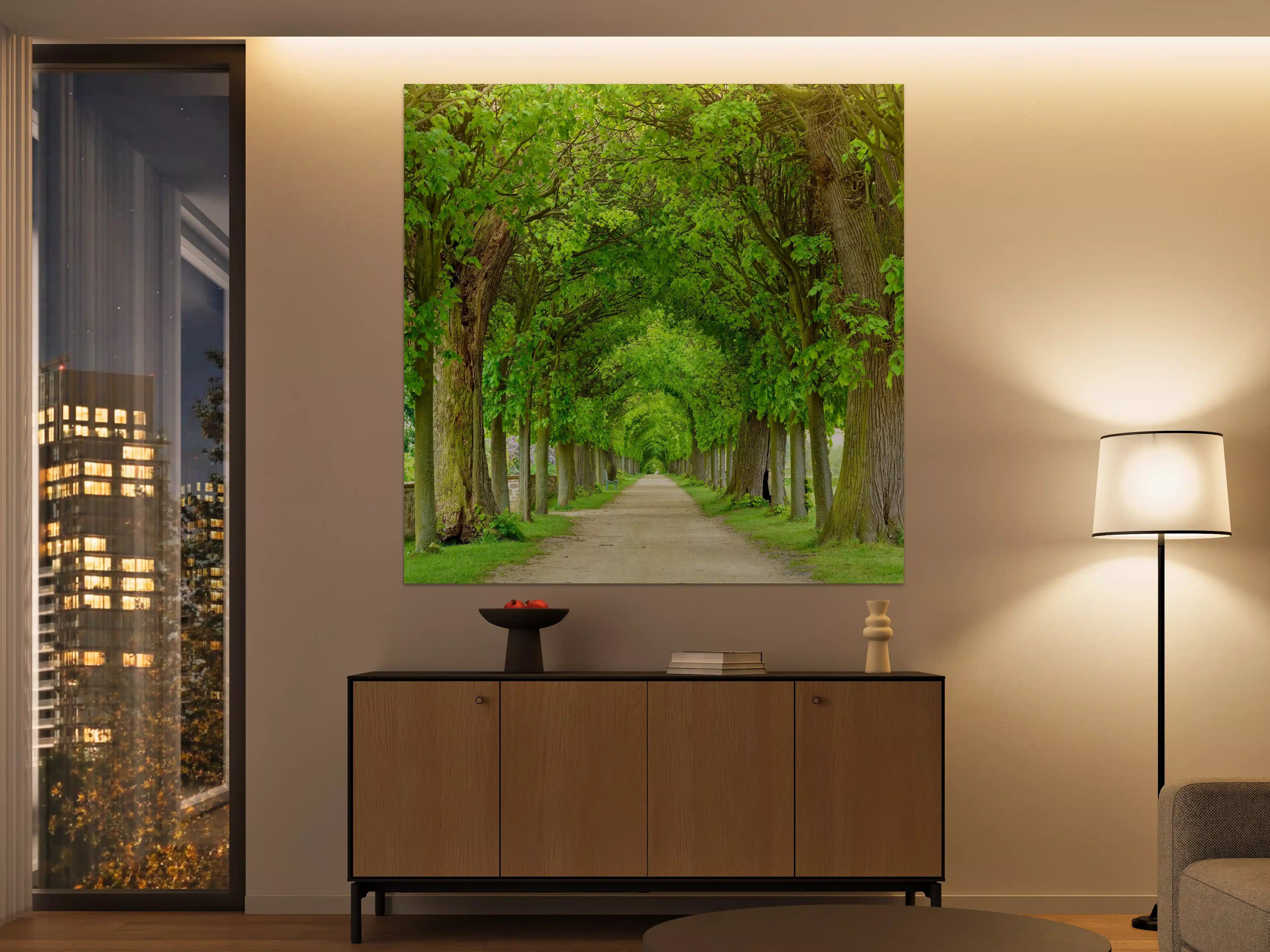 Große Wandbilder - Park mit tunnelartiger Lindenallee im Frühling