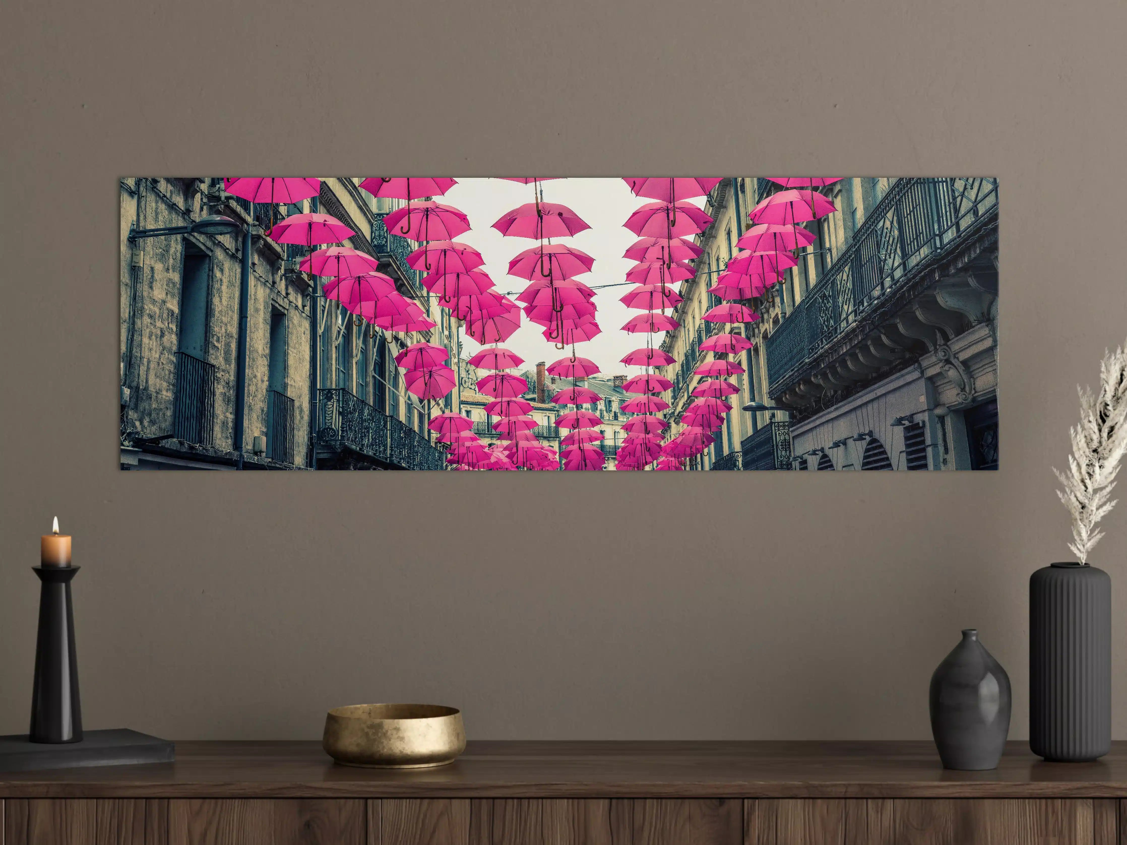Große Wandbilder - Pinke Schirme Straßendekoration