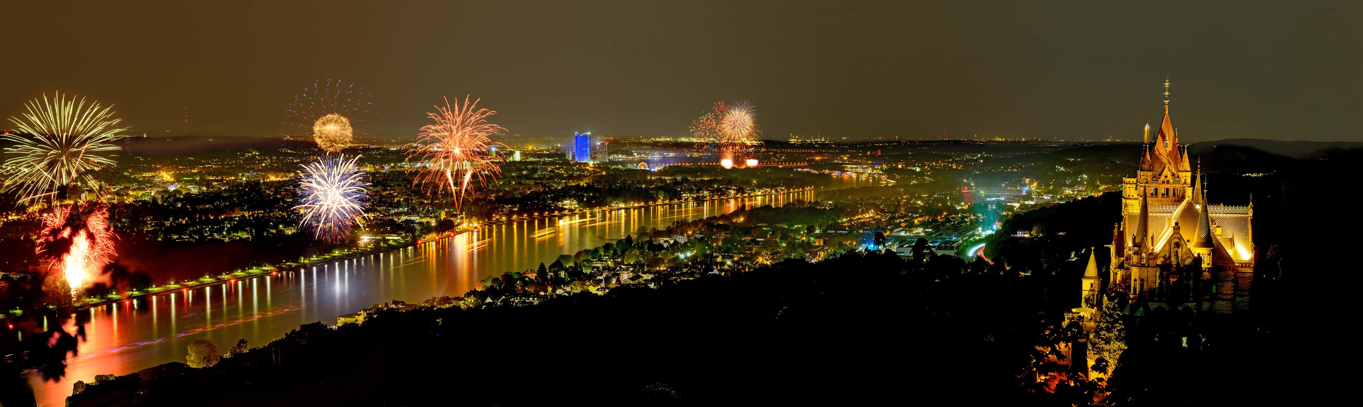 Große Wandbilder-Rhein in Flammen