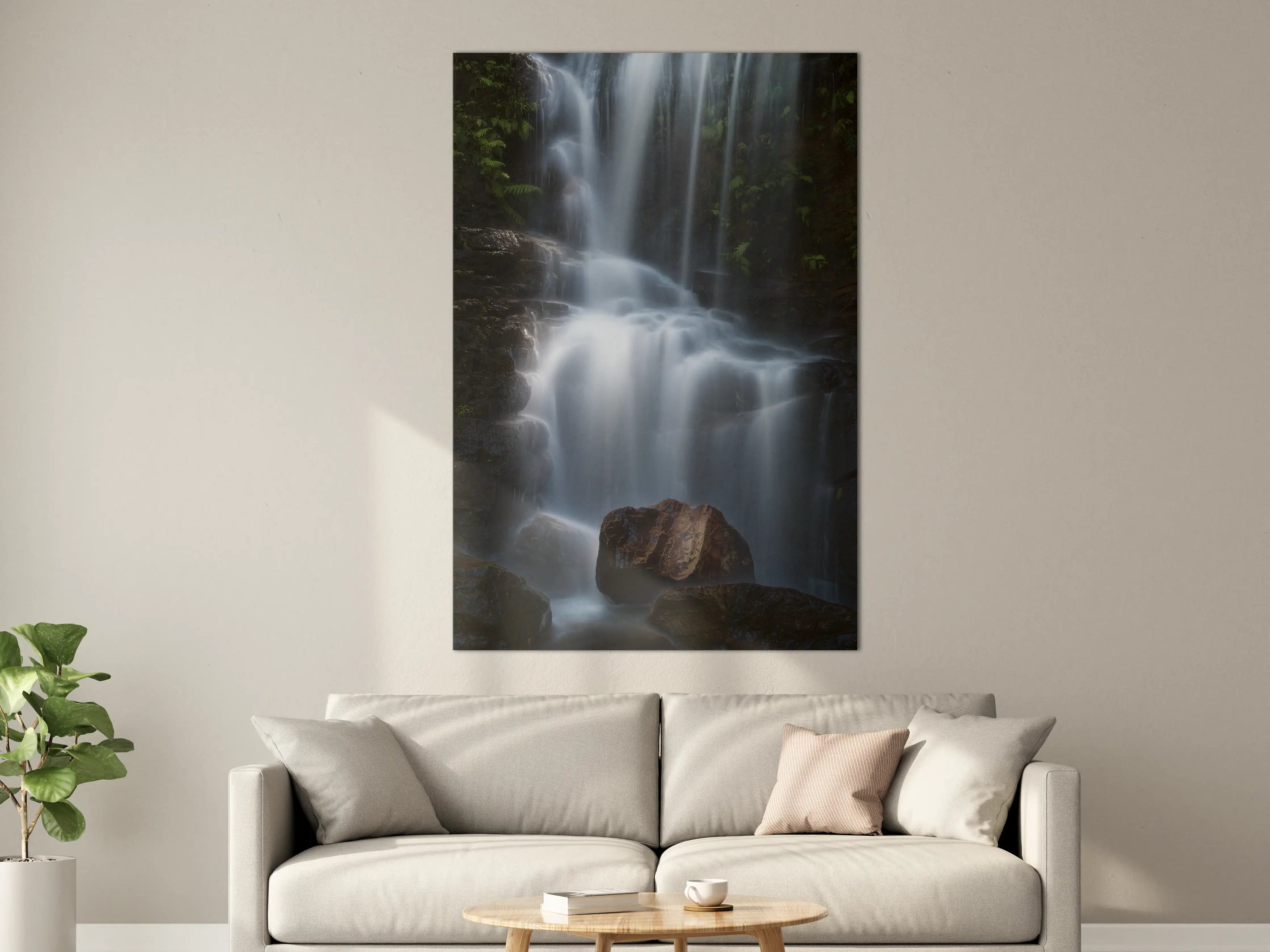 Große Wandbilder - Sanfter Wasserfall im Dschungel