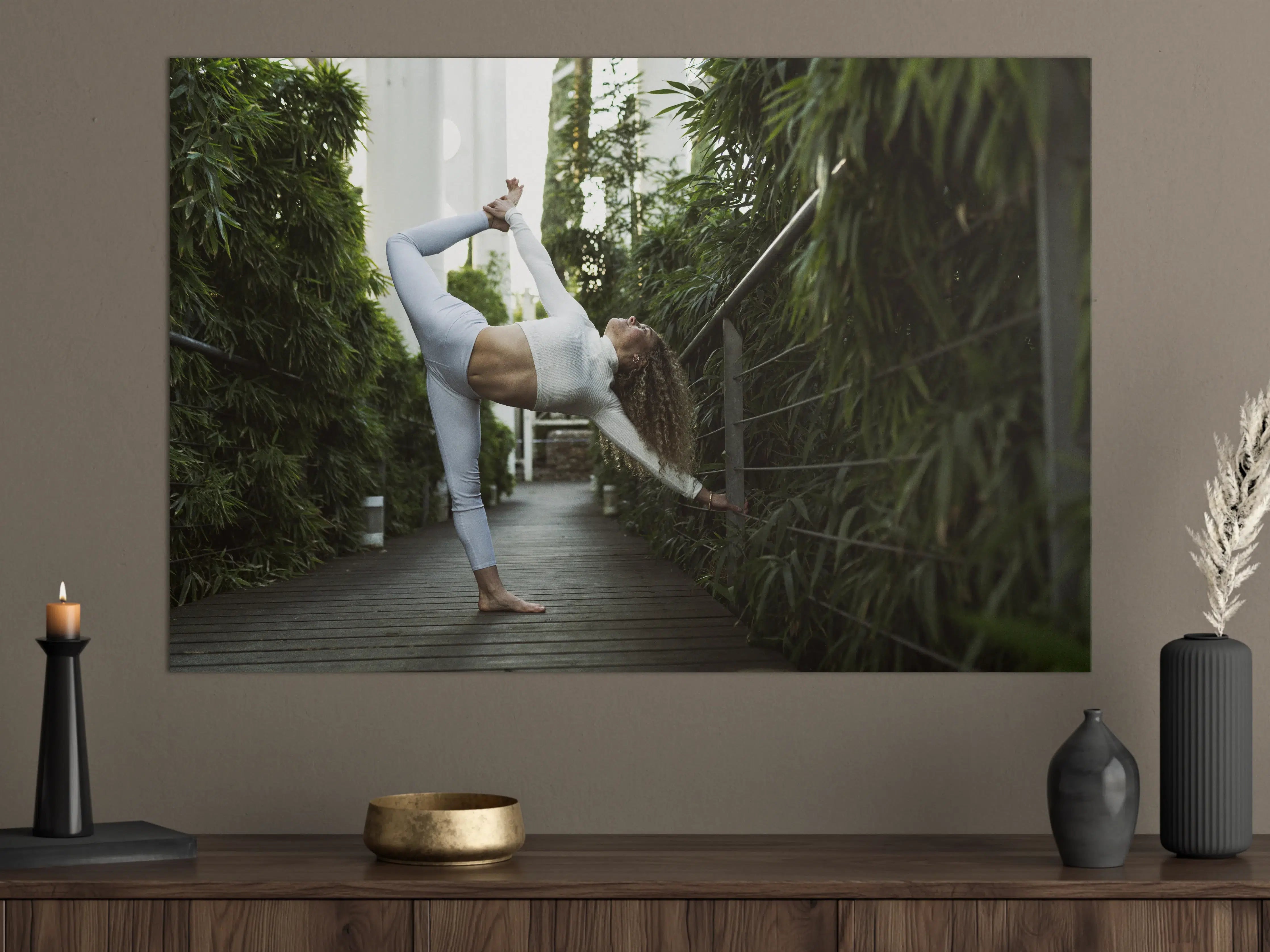 Große Wandbilder - Schöne blonde Frau mit lockigem Haar