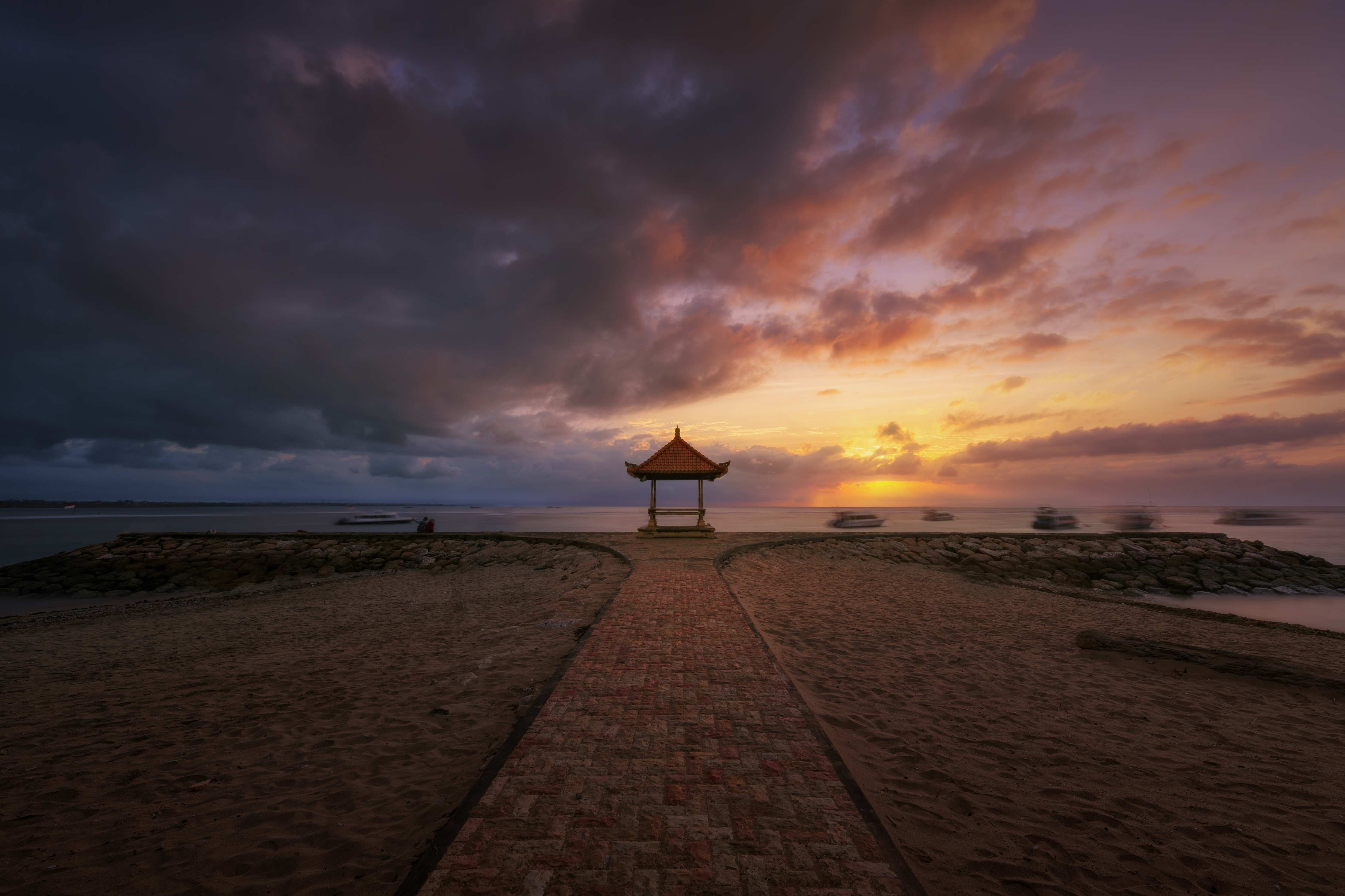 Große Wandbilder-Sonnenuntergang über dem Strand mit Pavillon