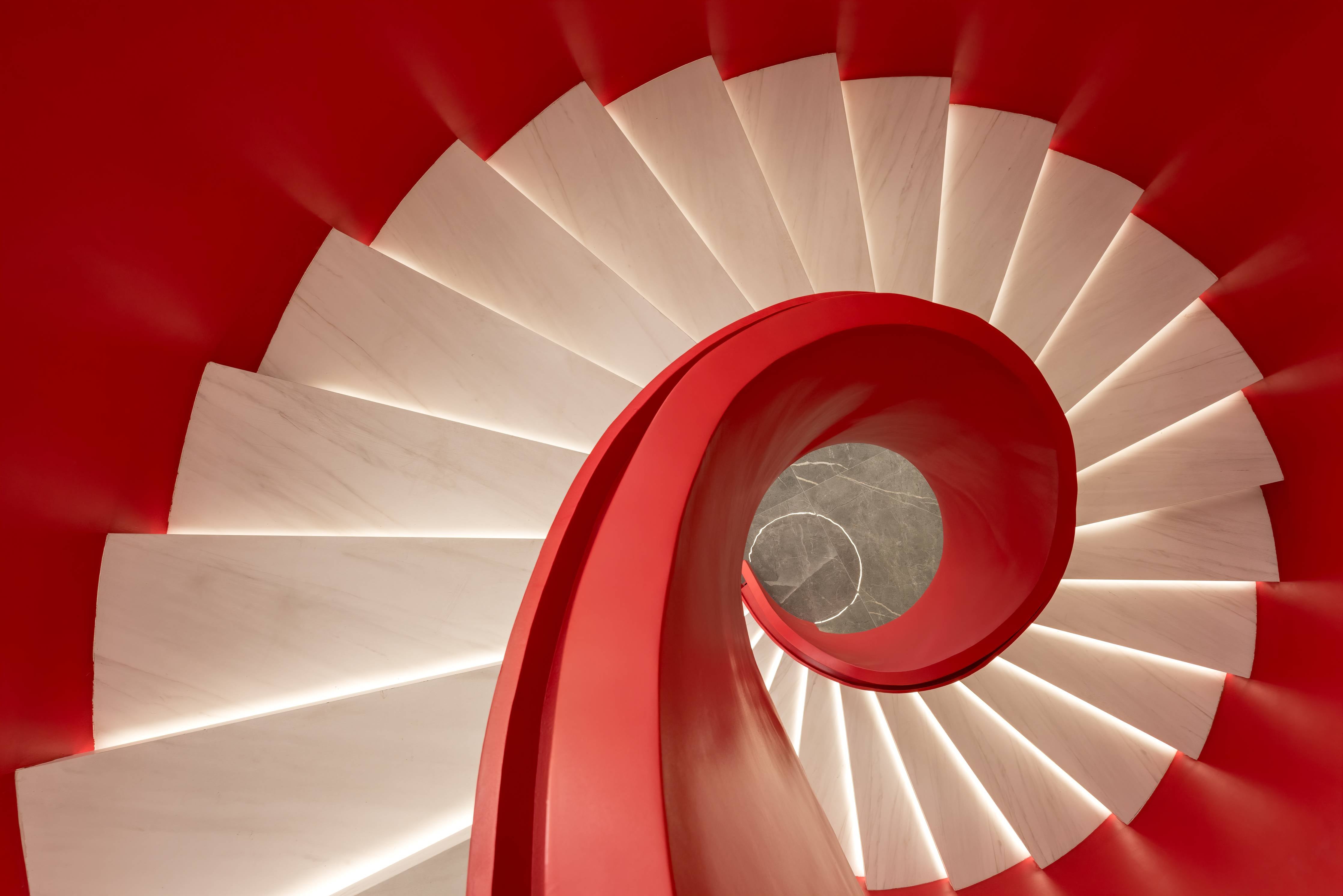 Große Wandbilder-Spirale Treppe - Rötlich