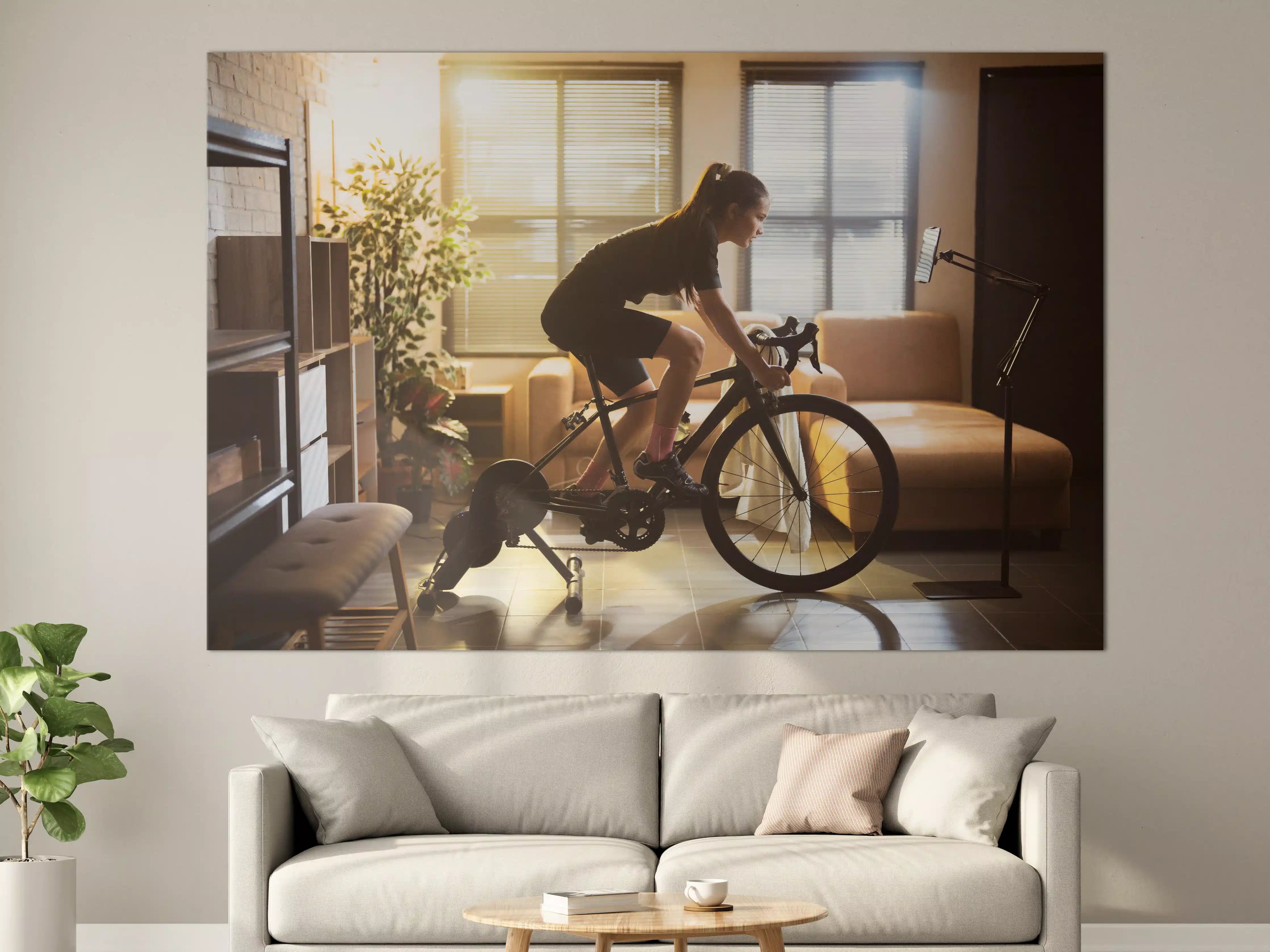 Große Wandbilder - Sportliche Radfahrerin