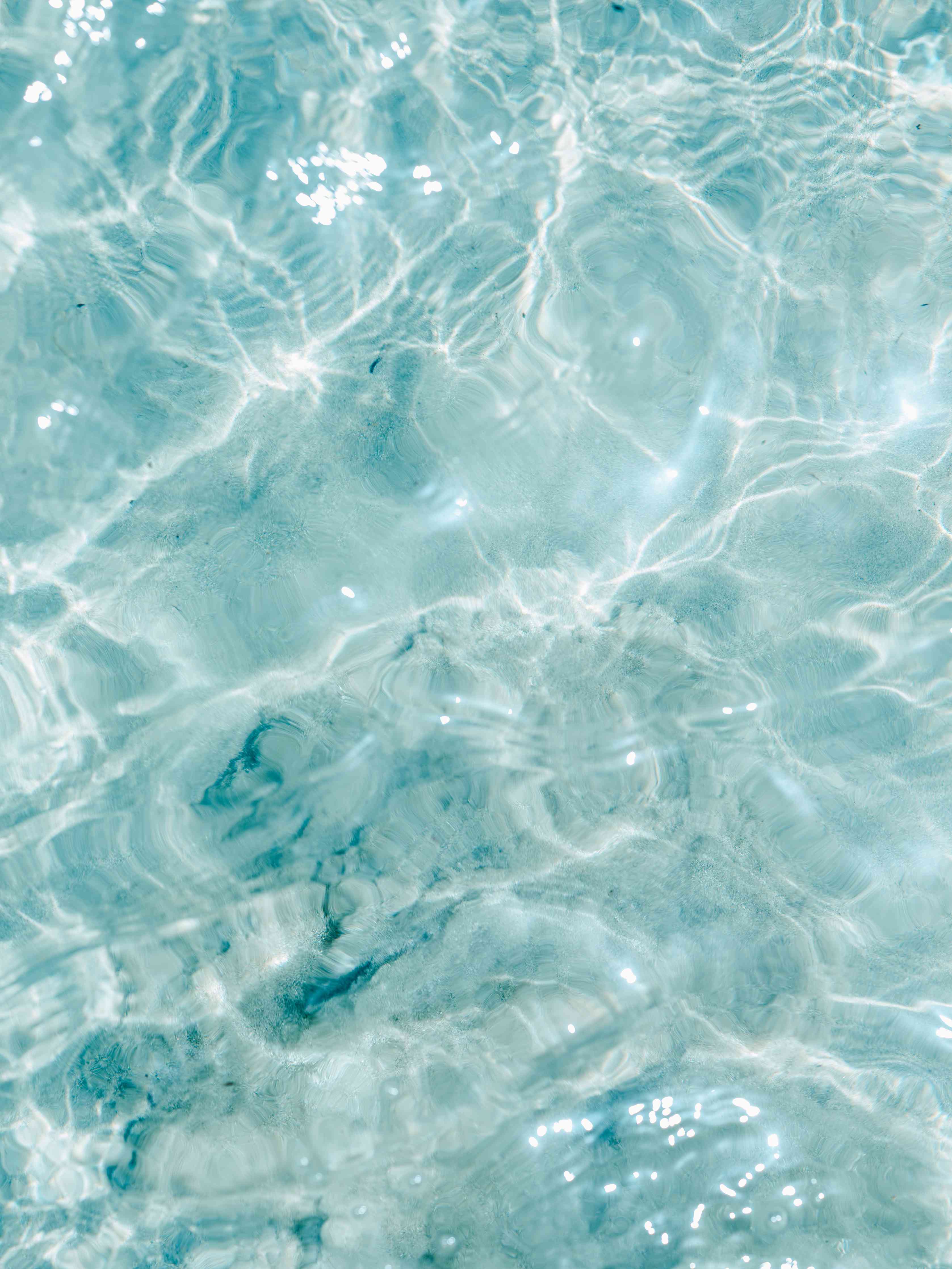Große Wandbilder-Strahlendes Wasser mit klaren Wasserreflexionen