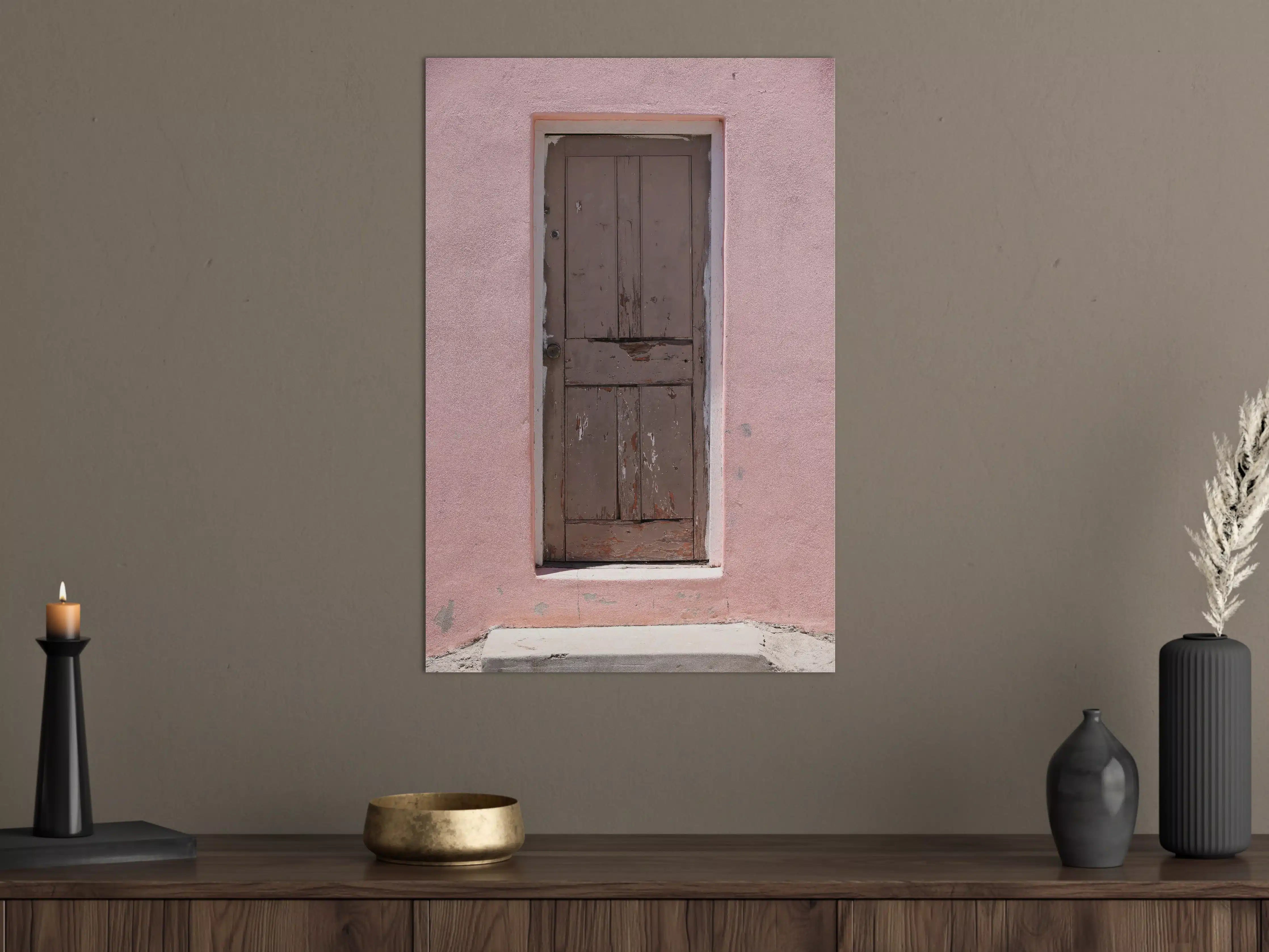 Große Wandbilder - Verwitterte Holztür Rosa Wand