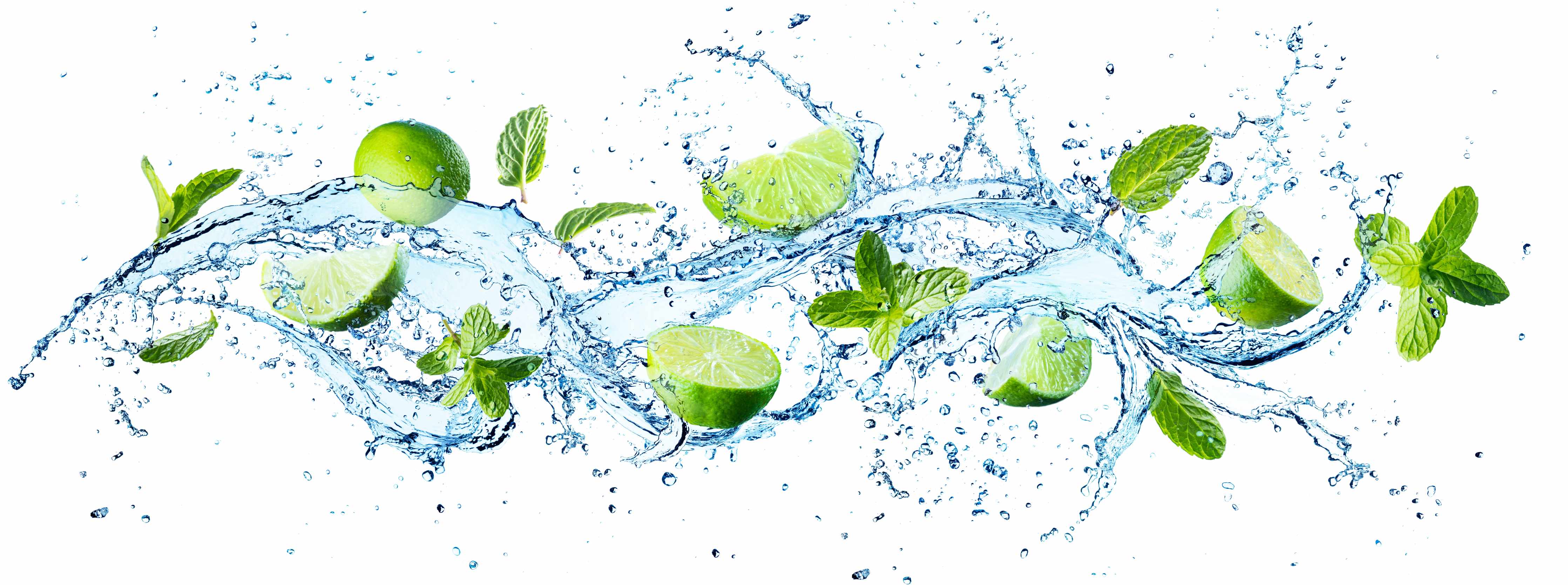 Große Wandbilder-Wasserspritzer mit Minzblättern und Limettenspalten