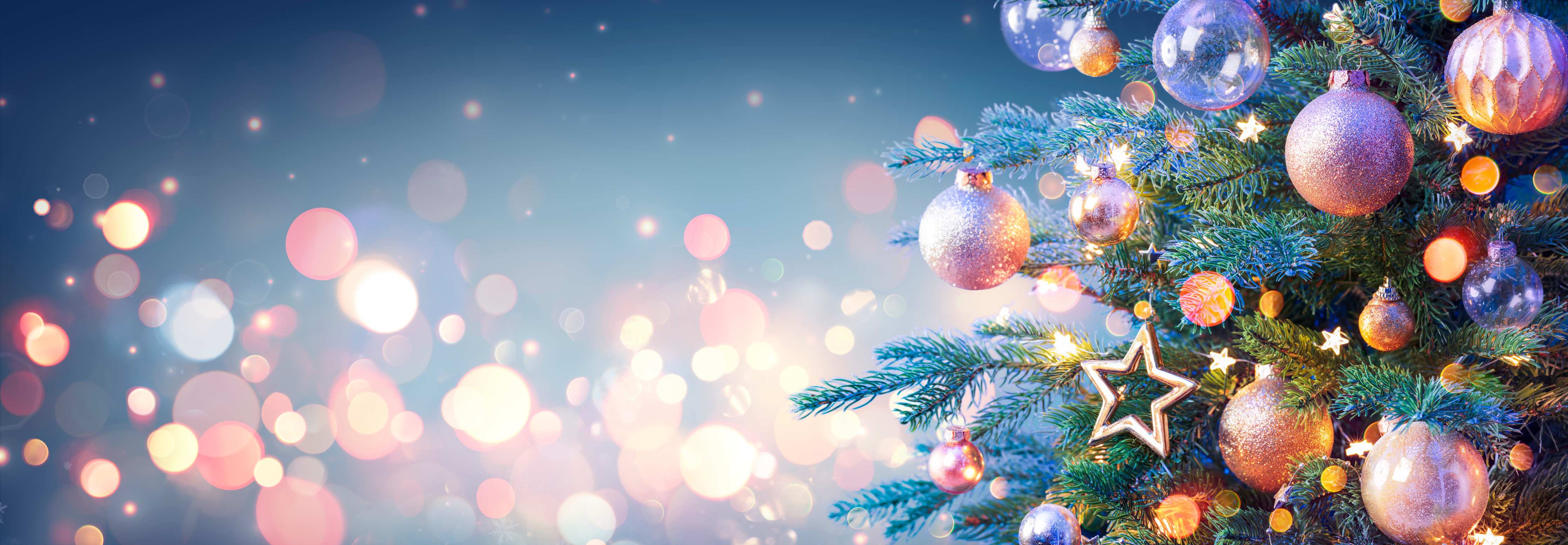 Große Wandbilder-Weihnachtsbaum mit bunten Kugeln