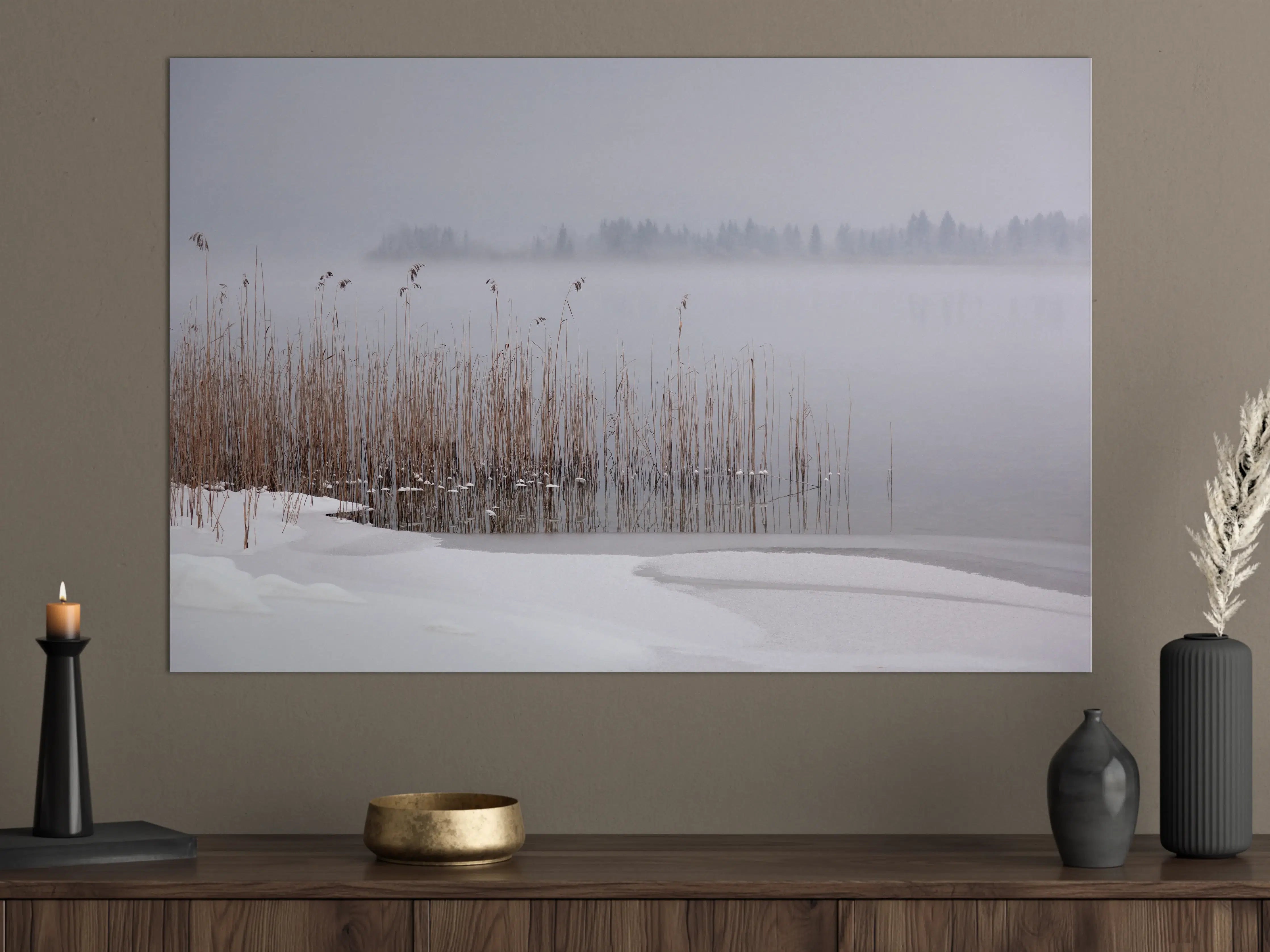 Große Wandbilder - Winterliche Seelandschaft mit Nebel und Reet