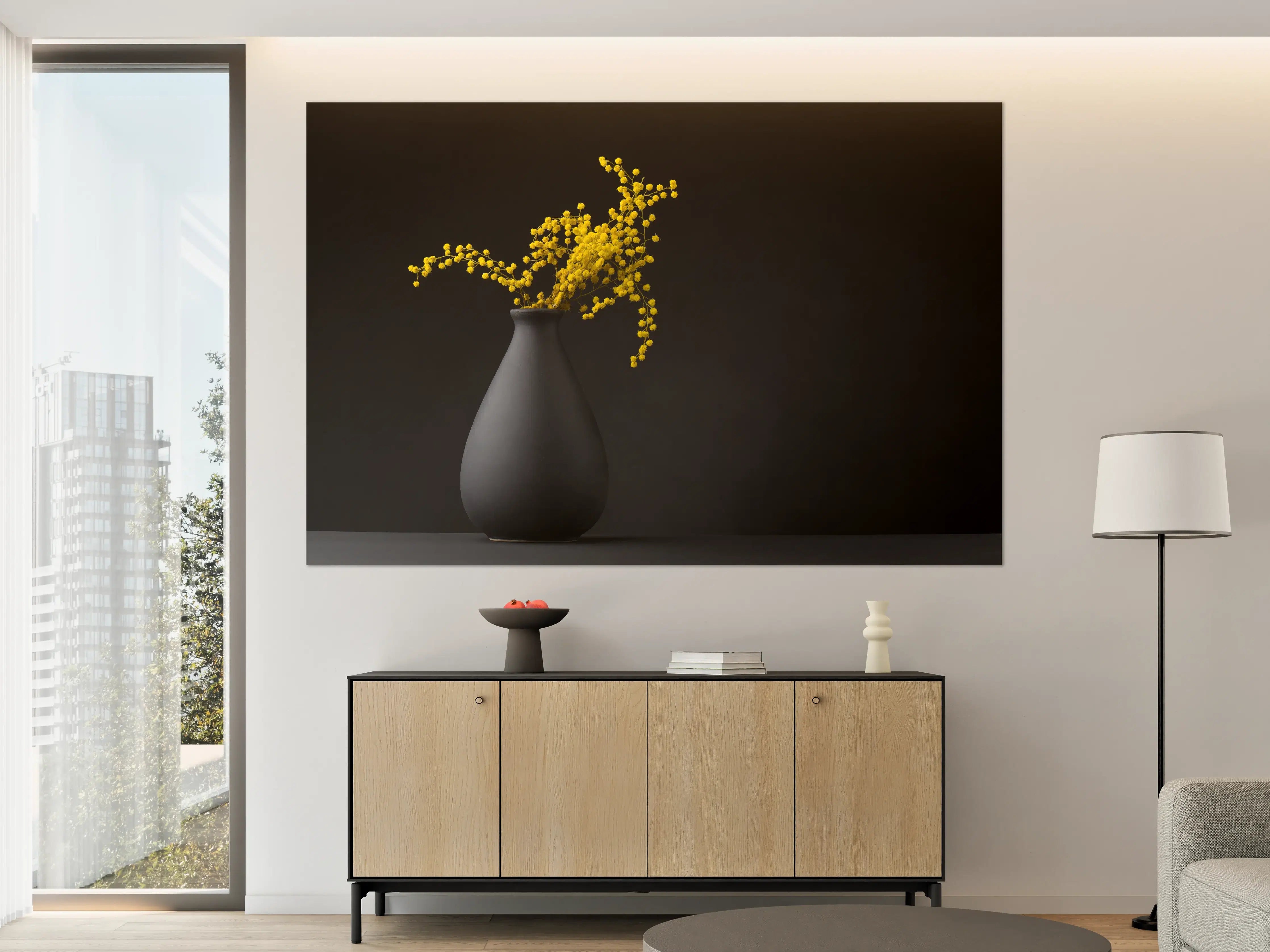 Große Wandbilder - gelbe Blume auf der gräulichen Vase
