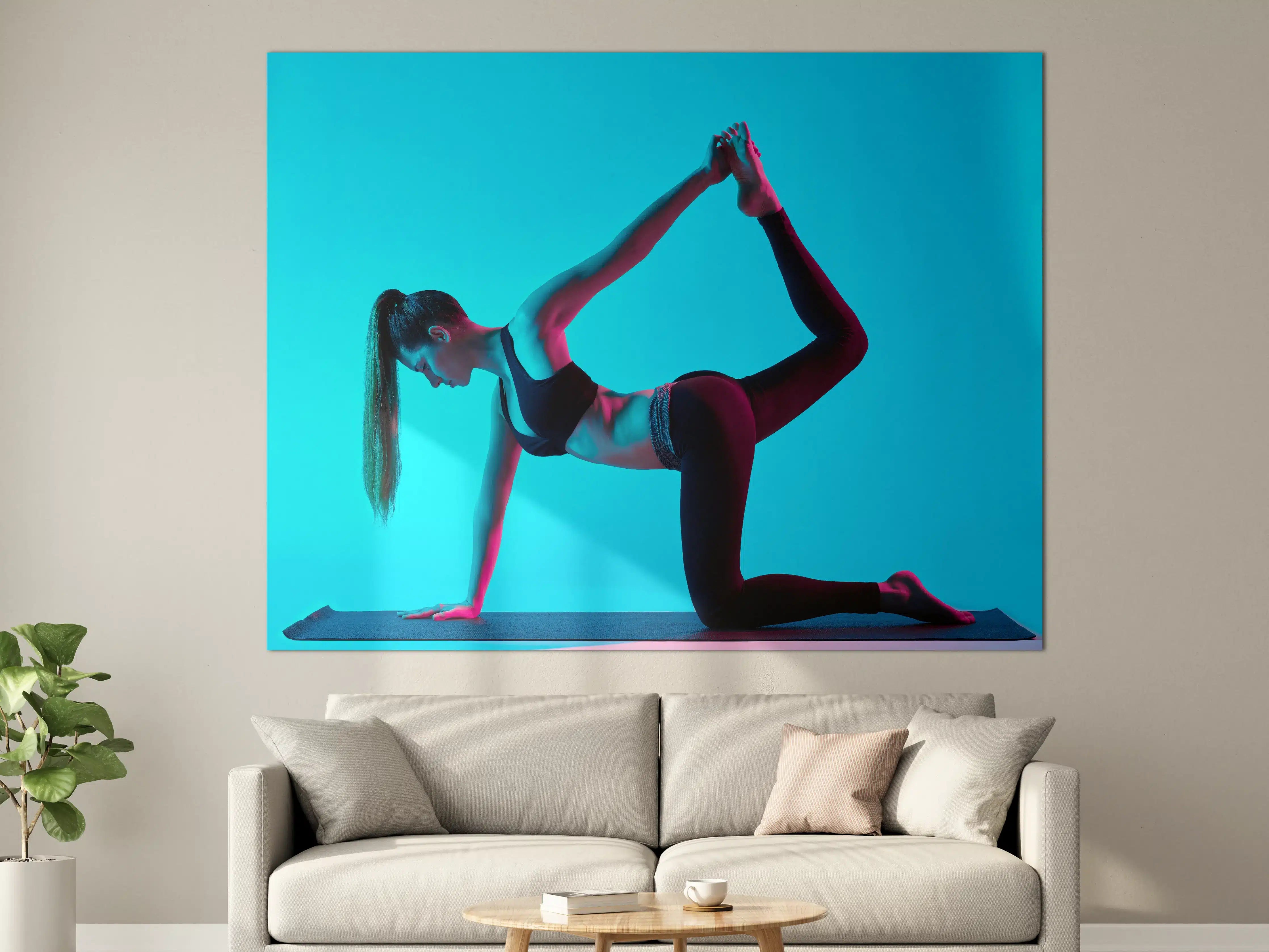 Große Wandbilder - konzentrierte Frau in Yoga-Pose