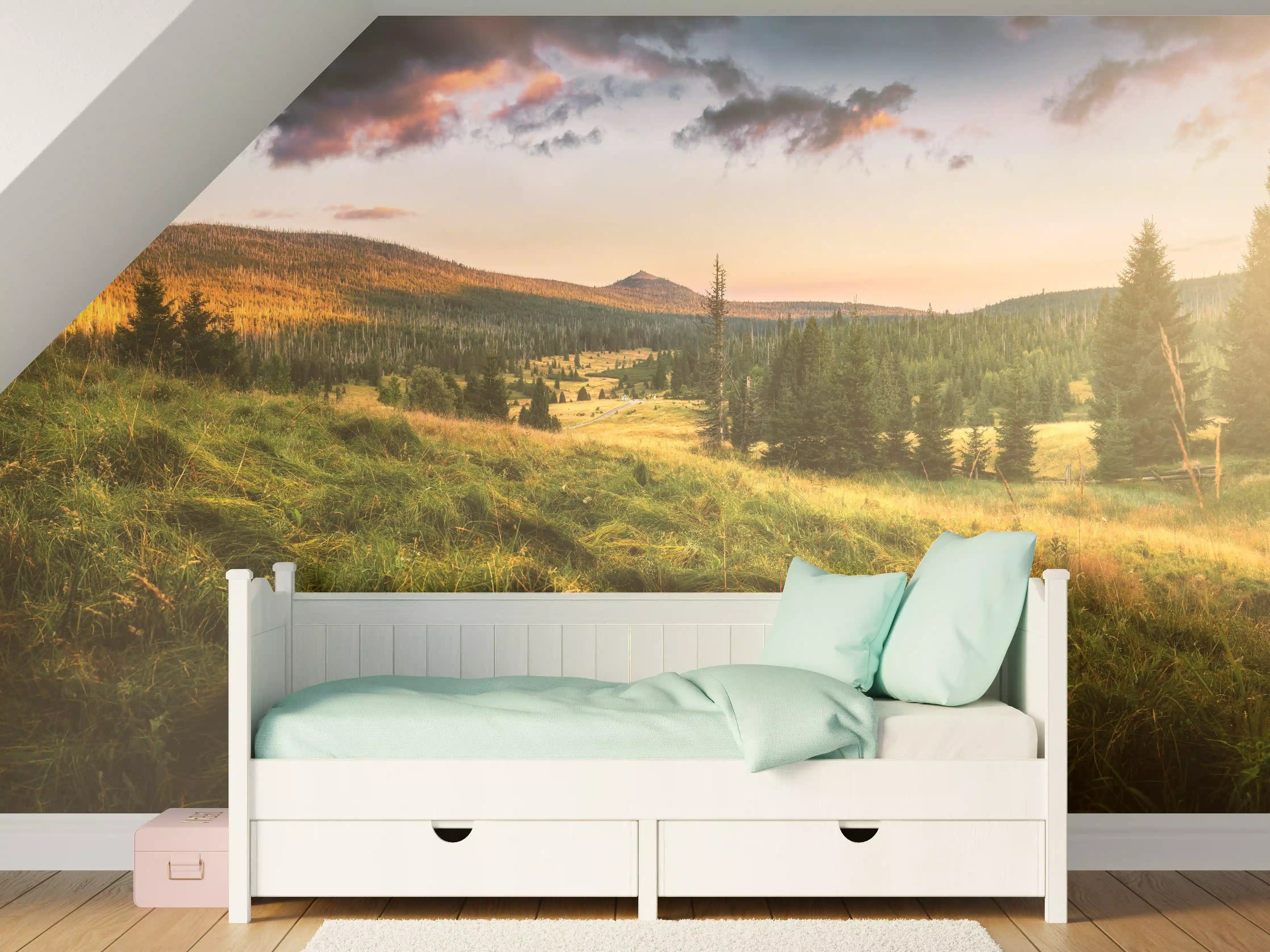 Kinderzimmer Wandgestaltung - Abendlicher Berg Luzný - Tschechien
