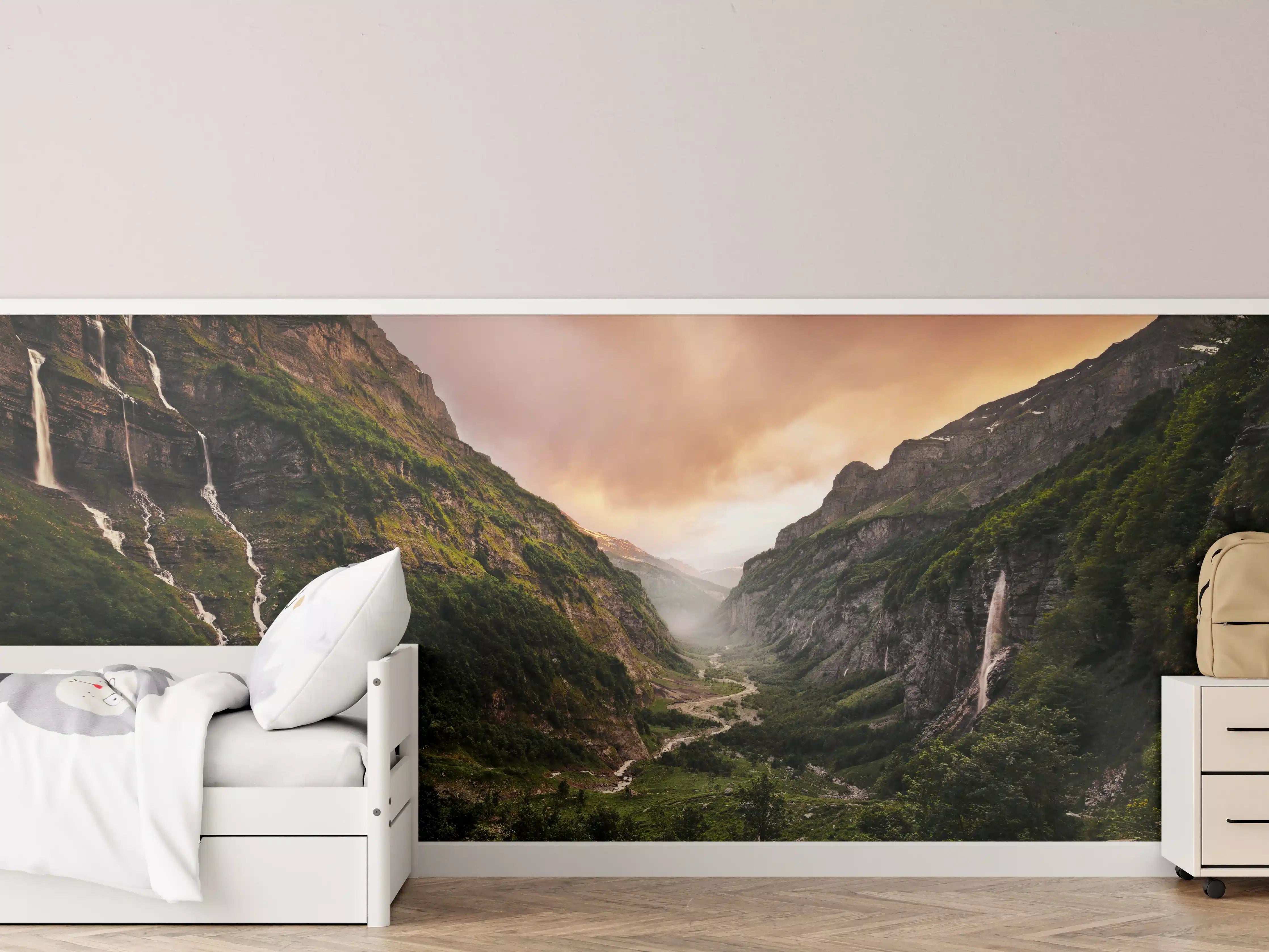 Kinderzimmer Wandgestaltung - Alpen Bergsonnenuntergang