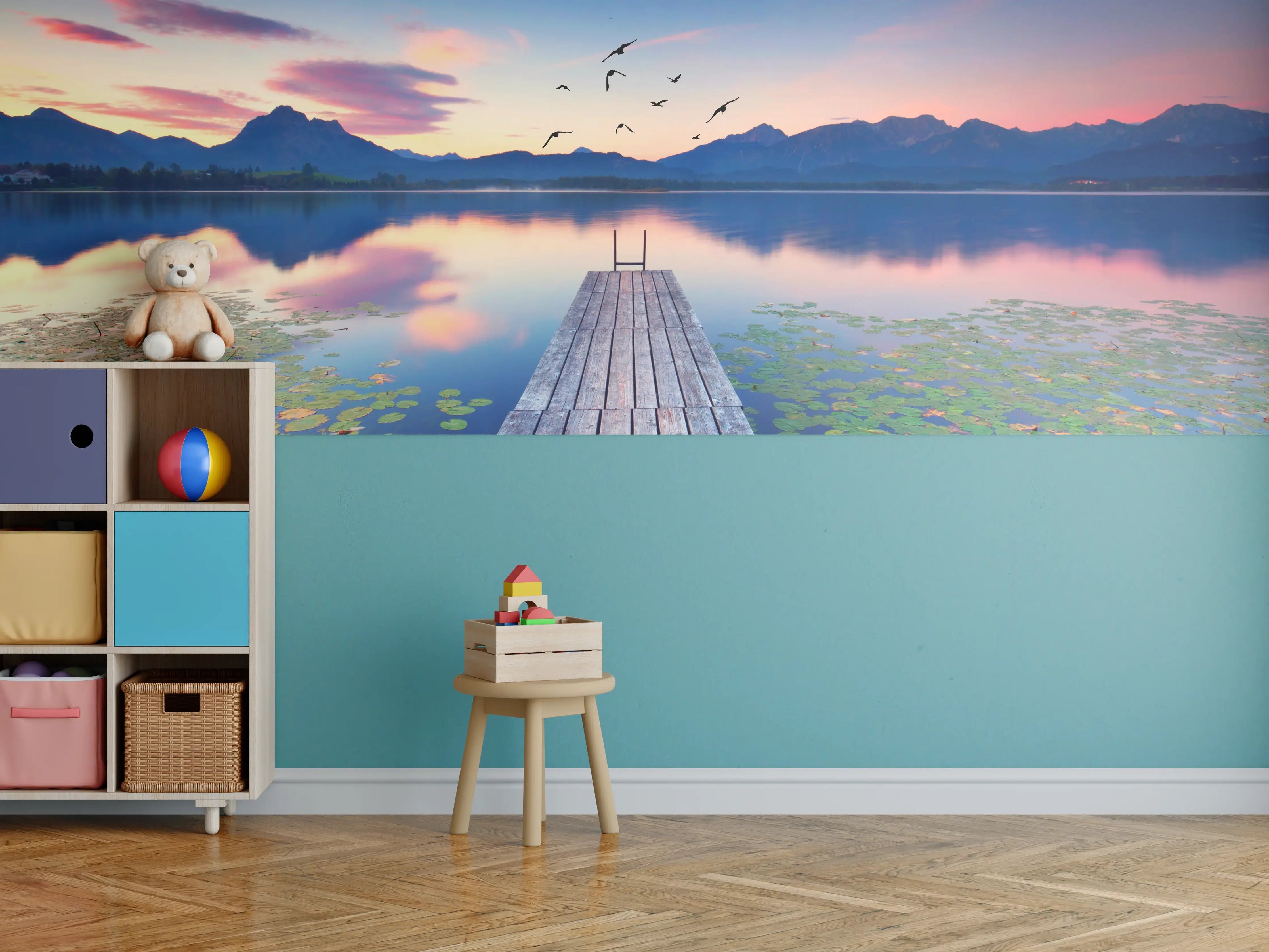 Kinderzimmer Wandgestaltung - Alpensee mit Seerosen