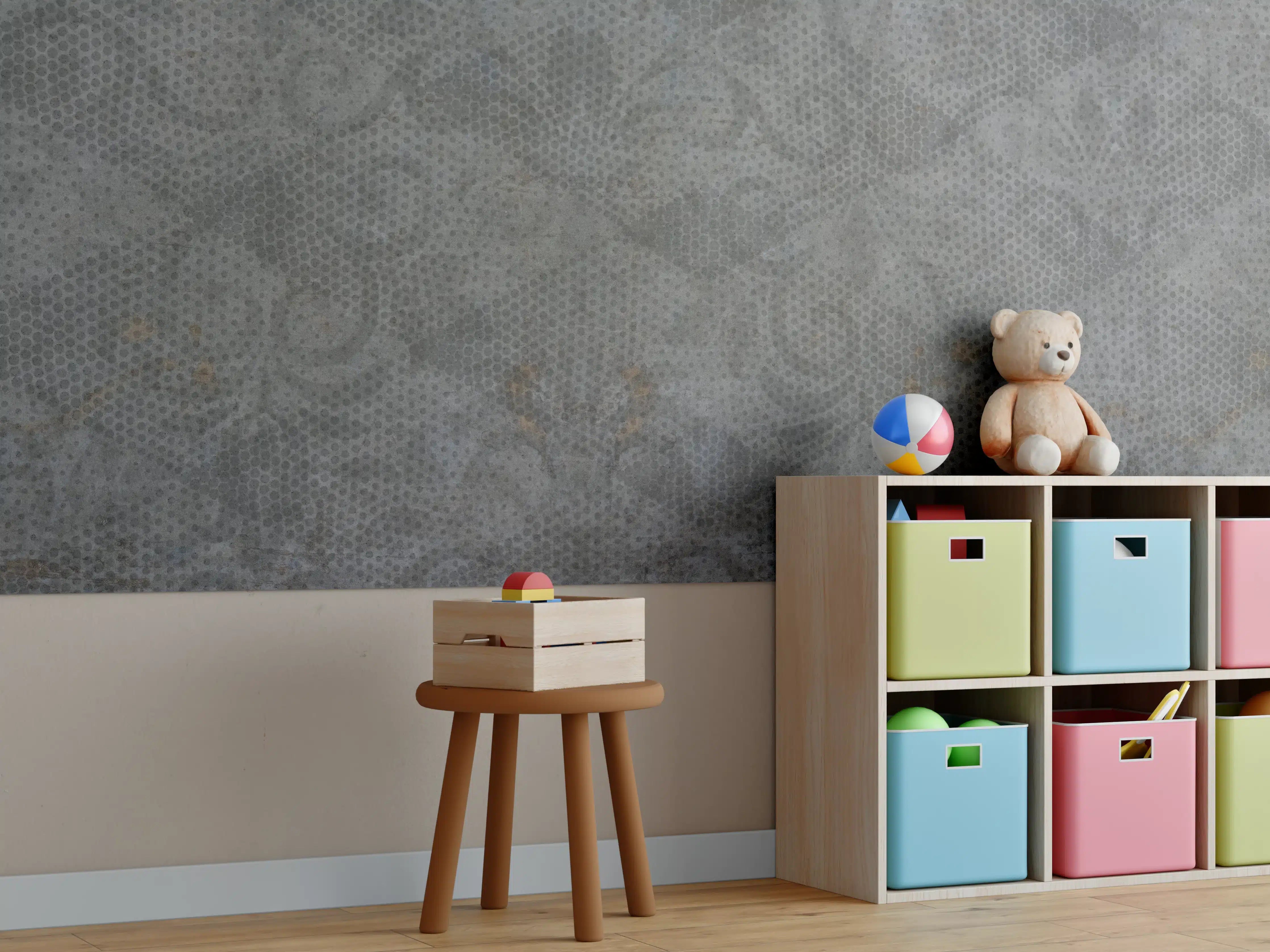 Kinderzimmer Wandgestaltung - Alte braunbefleckte Tapete