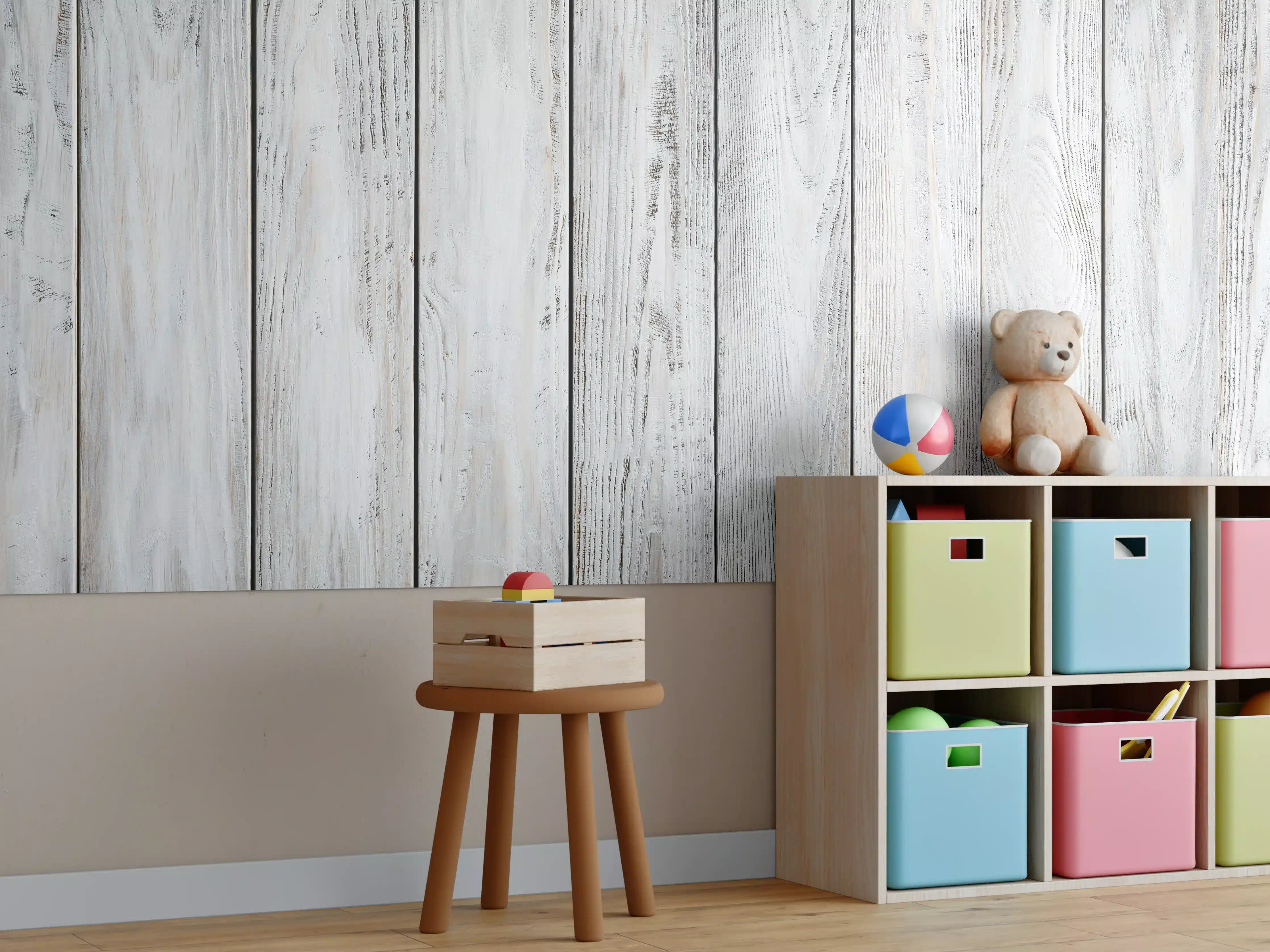 Kinderzimmer Wandgestaltung - Authentisch weiß lackierte Bretter