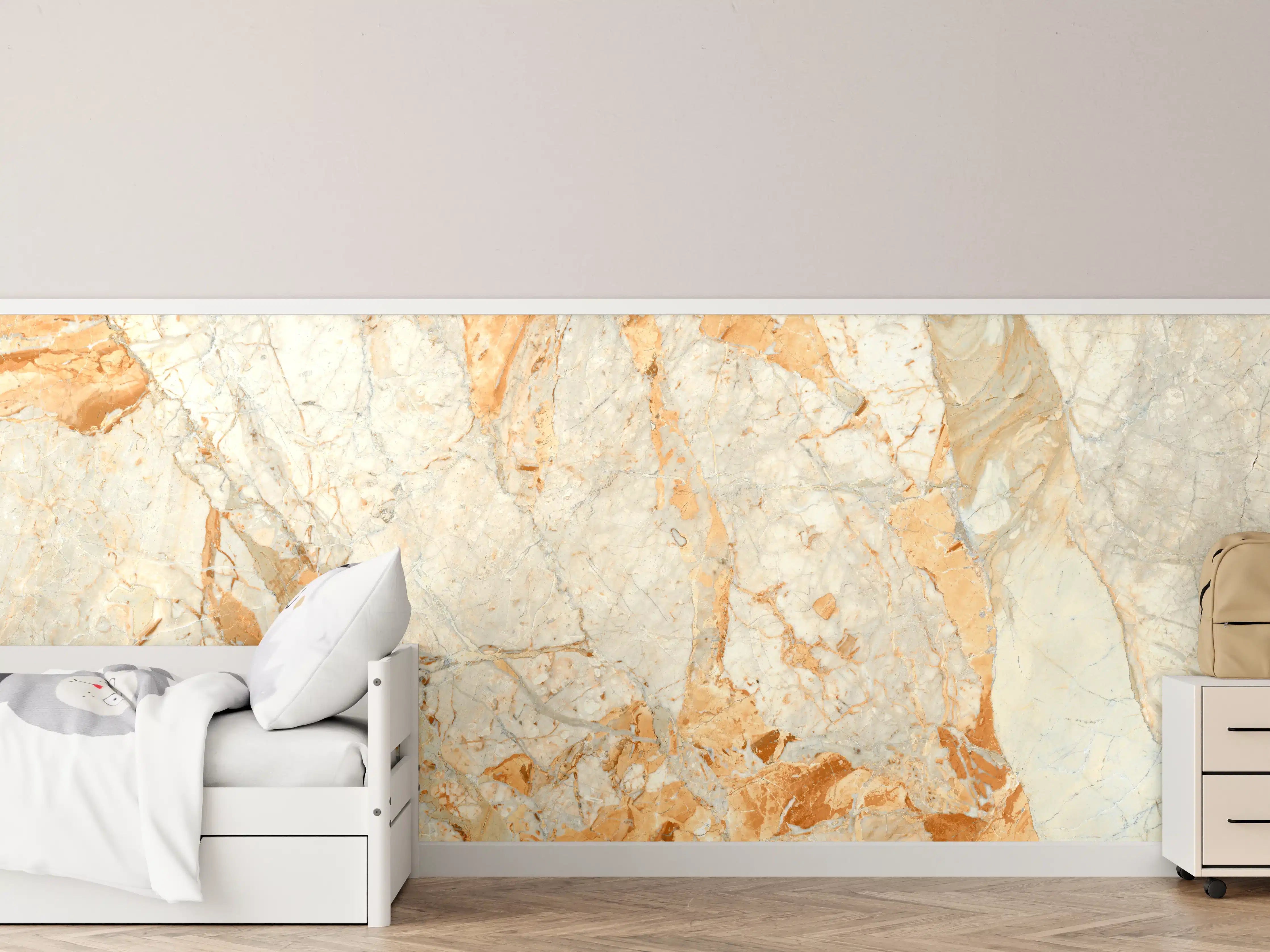 Kinderzimmer Wandgestaltung - Beiger Marmor mit goldenen Akzenten