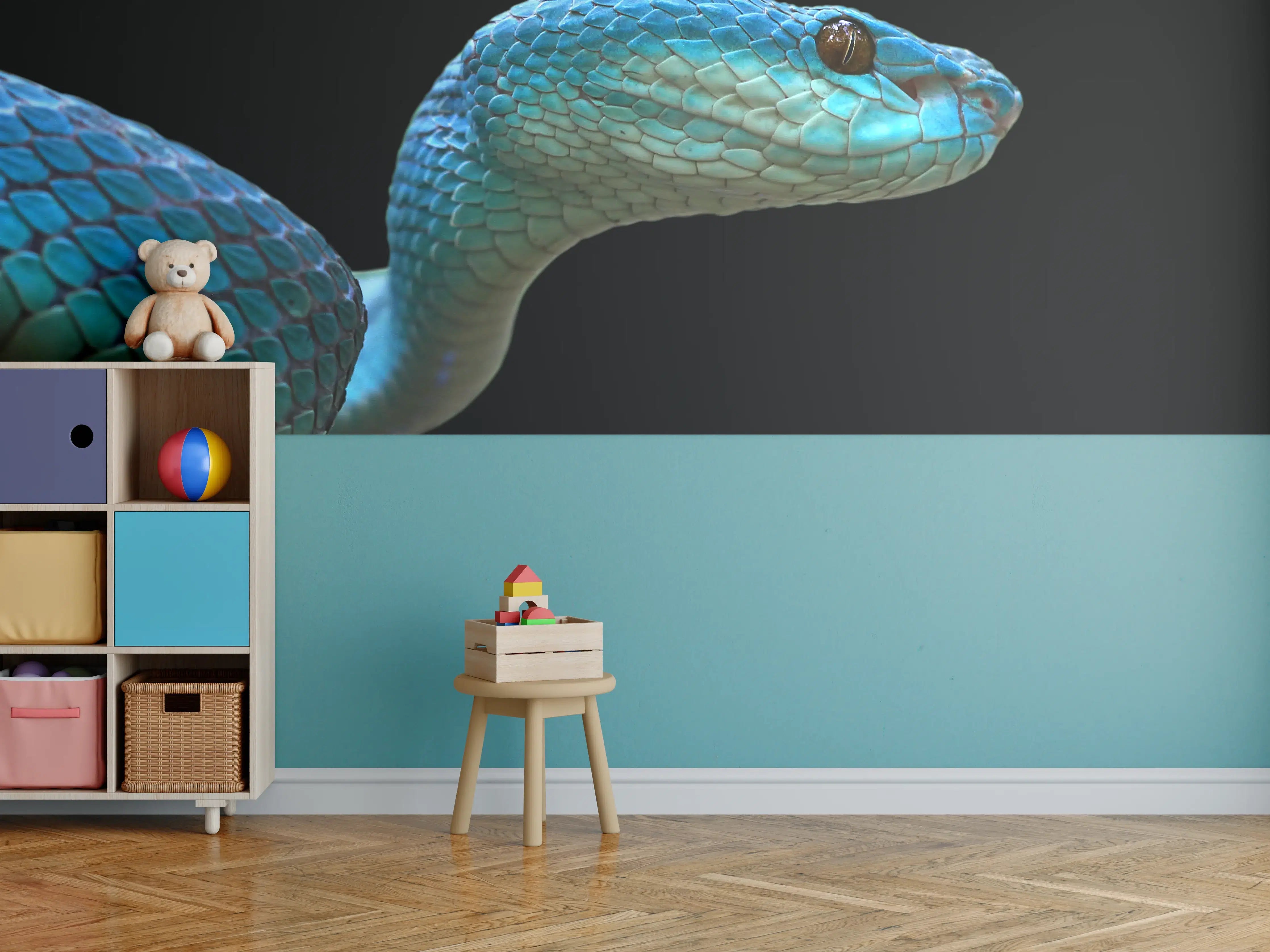 Kinderzimmer Wandgestaltung - Blaue Vipernschlange Nahaufnahme