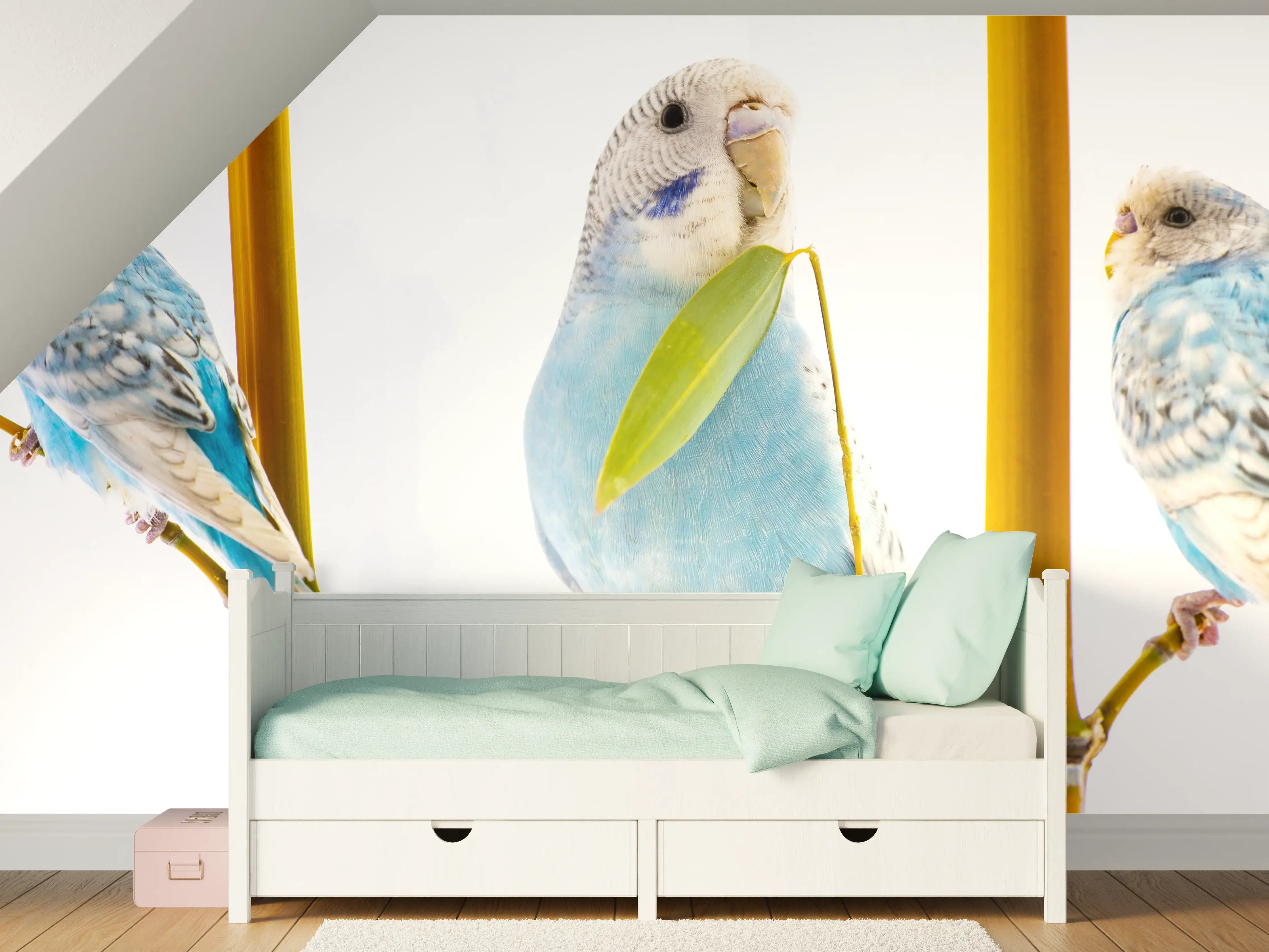Kinderzimmer Wandgestaltung - Blaue gewellte Papageien auf weißem Hintergrund