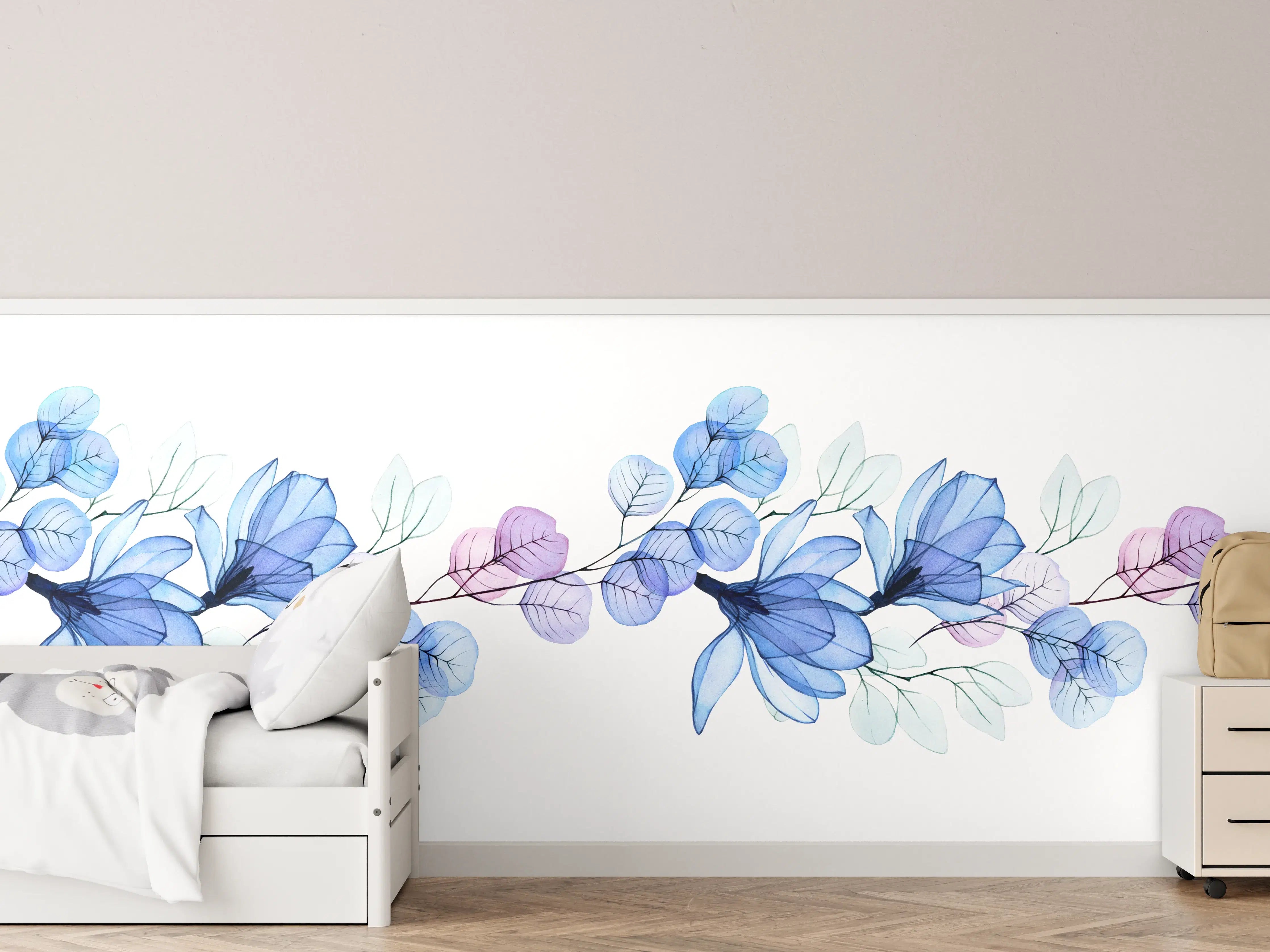 Kinderzimmer Wandgestaltung - Blauer und Lilafarbenener Blumenrand