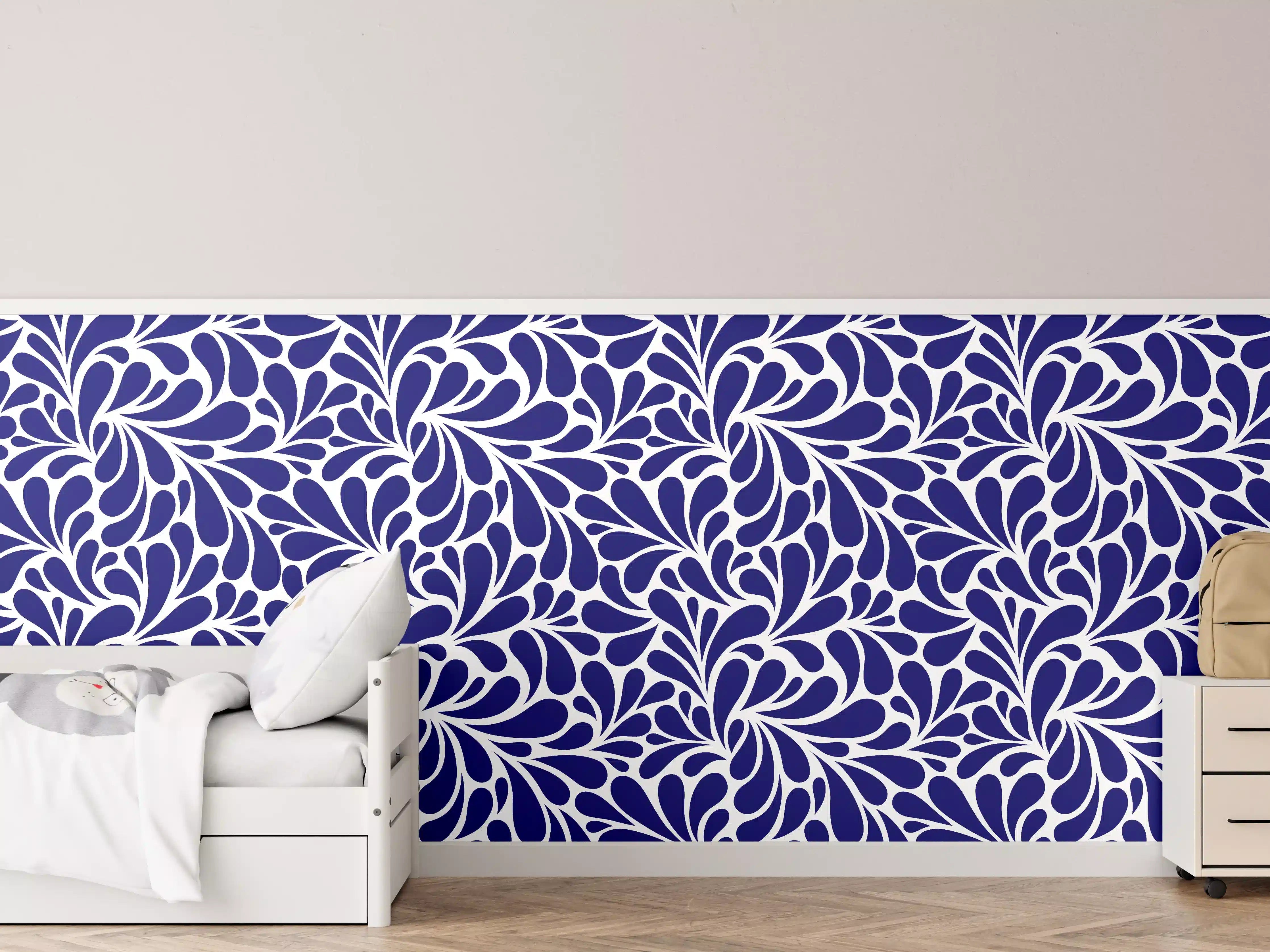 Kinderzimmer Wandgestaltung - Blaues Blumenmuster – Eleganz und Frische