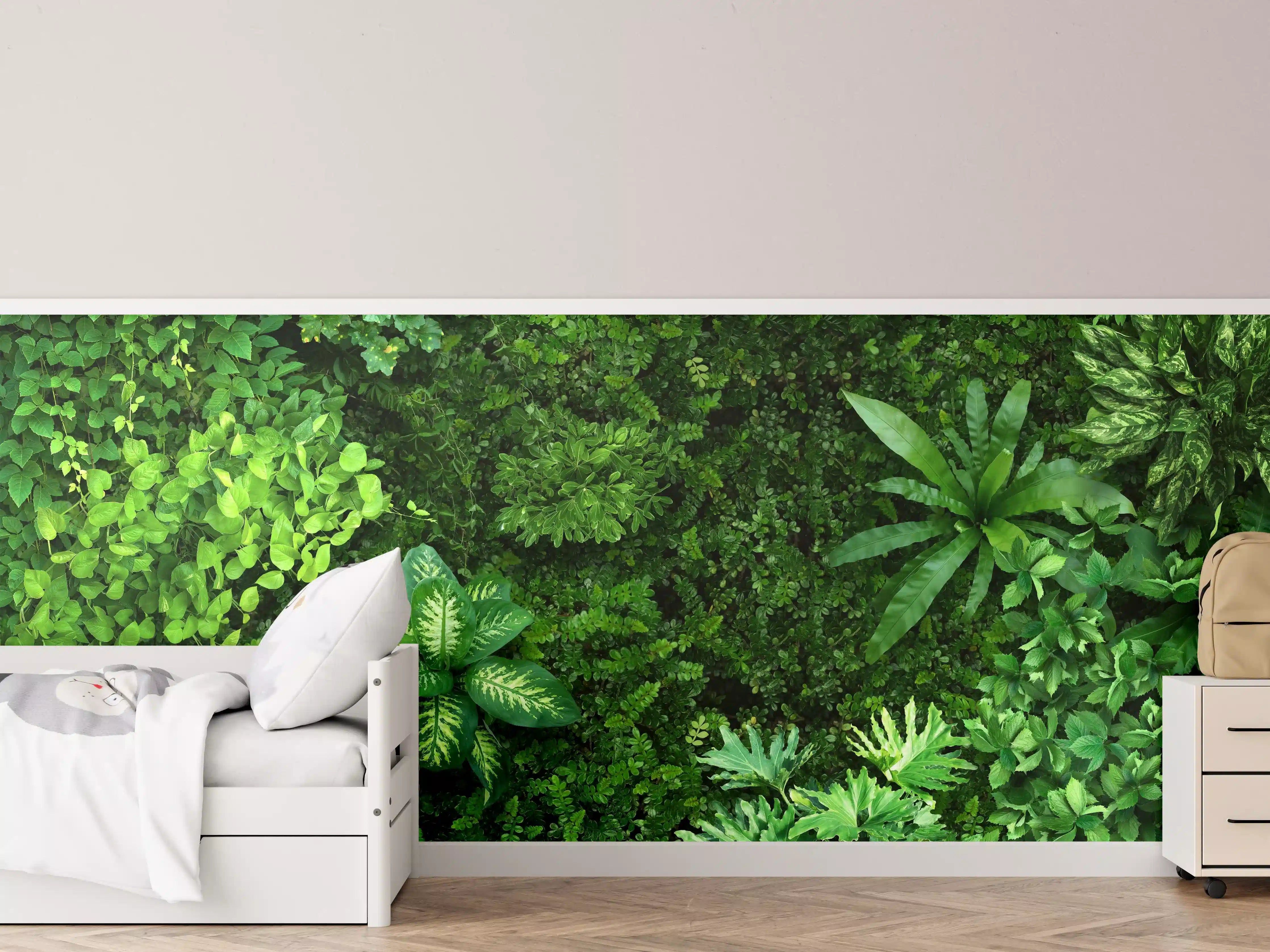 Kinderzimmer Wandgestaltung - Blick auf organischen Wald