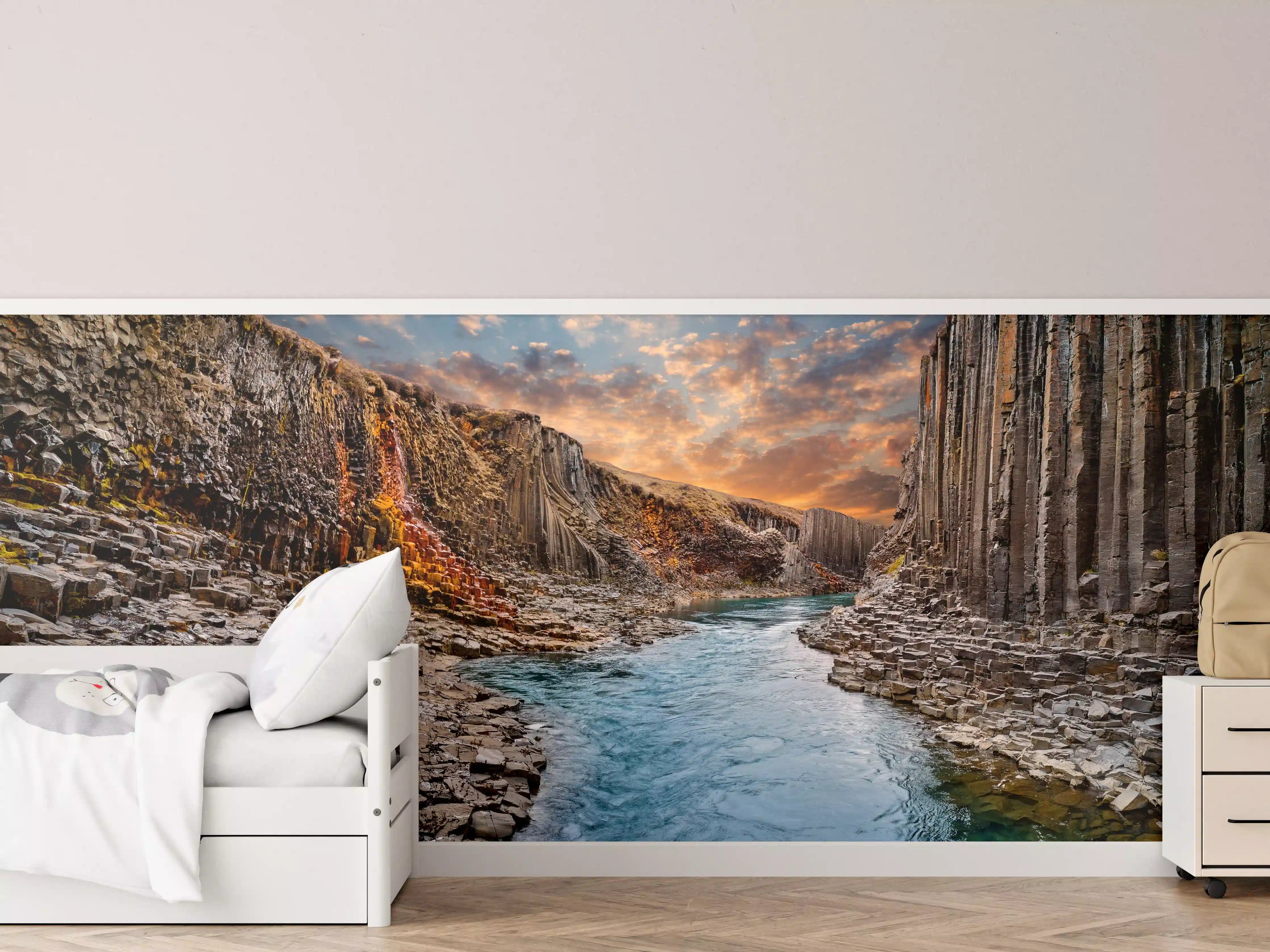 Kinderzimmer Wandgestaltung - Brillante Aussicht auf die Basaltschlucht