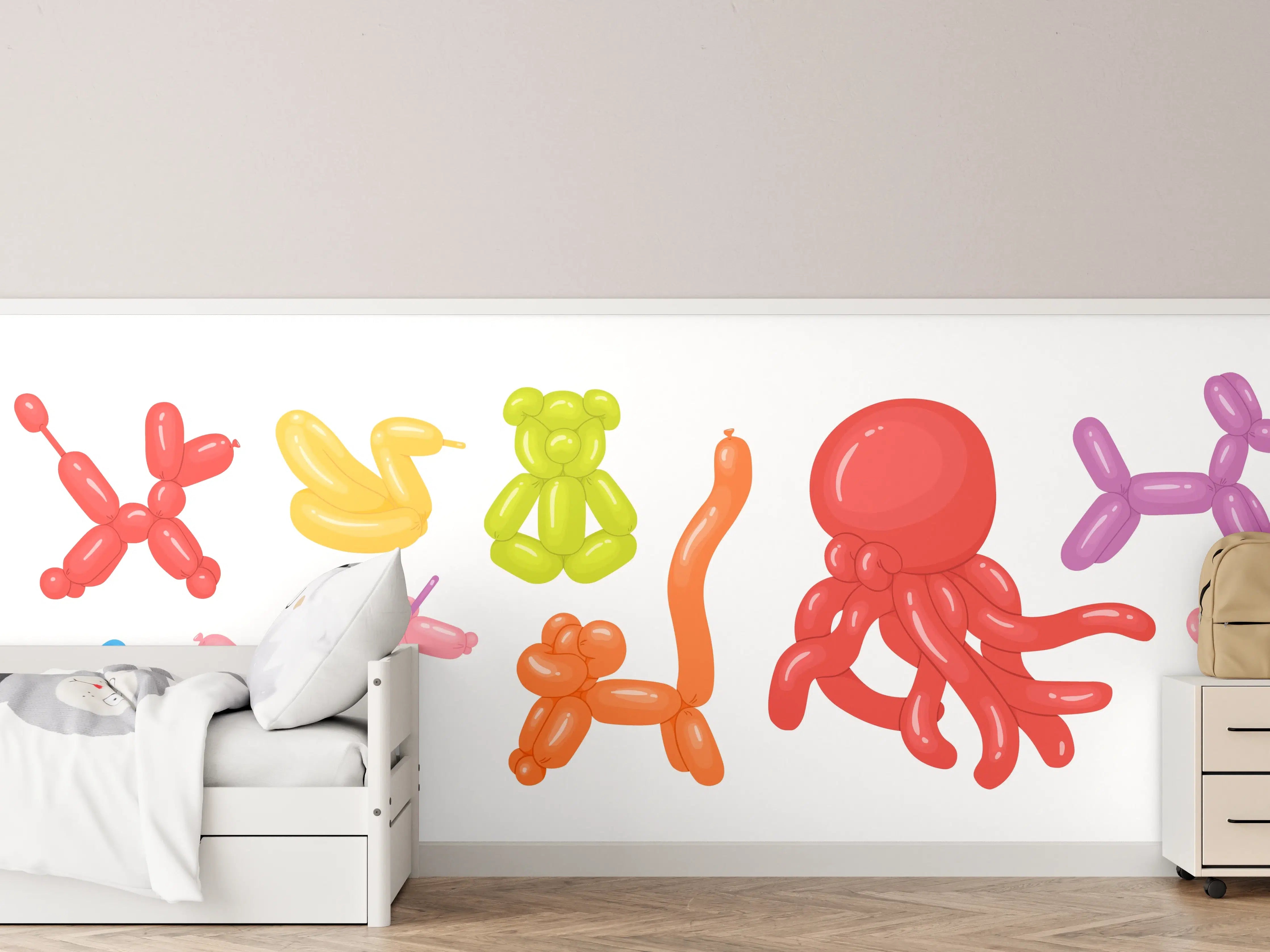 Kinderzimmer Wandgestaltung - Bunte Ballons in Form von Tieren und Objekten