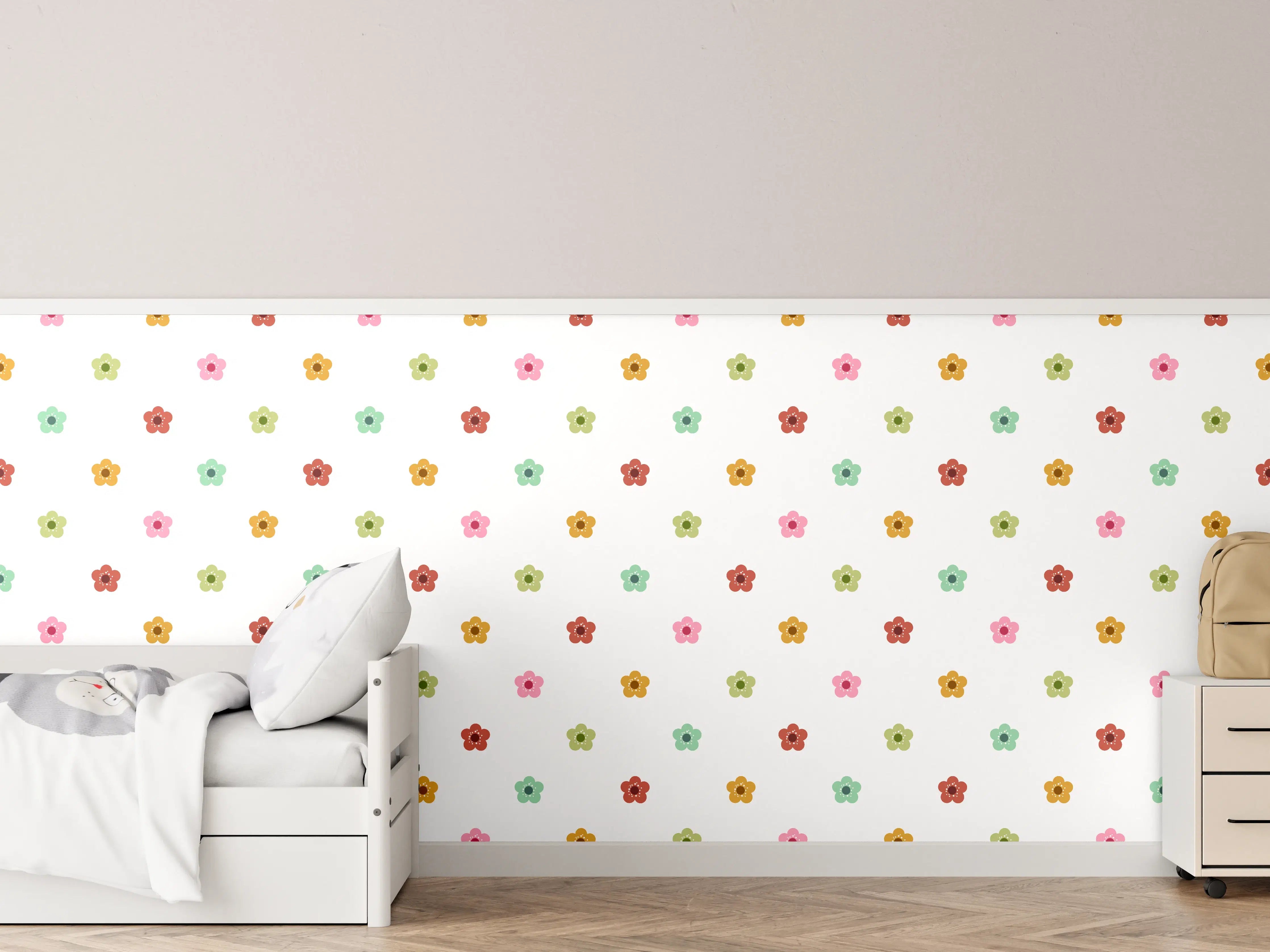 Kinderzimmer Wandgestaltung - Bunte Blumenmuster auf weißem Hintergrund