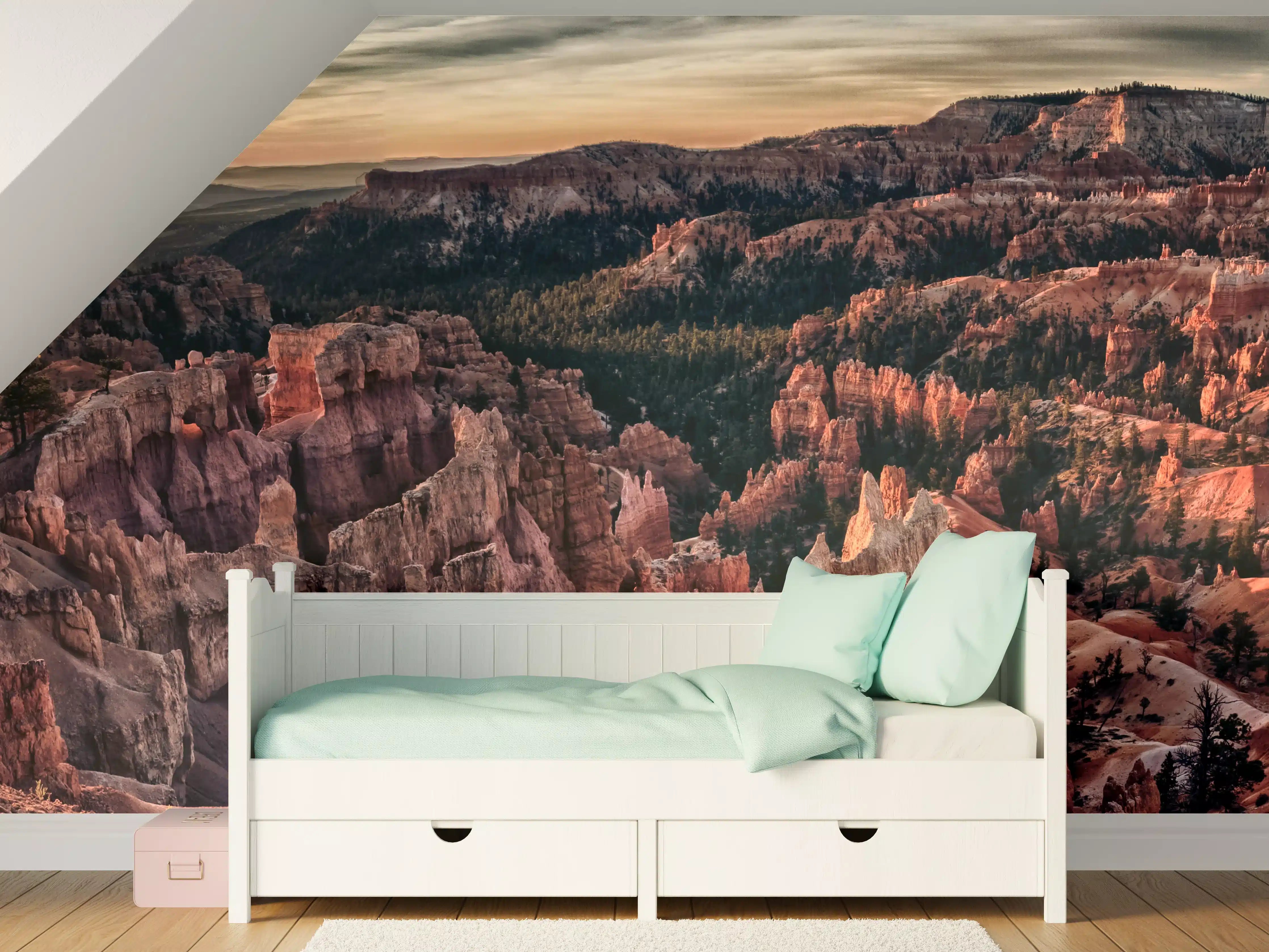 Kinderzimmer Wandgestaltung - Bunte Canyon-Landschaft bei Sonnenuntergang