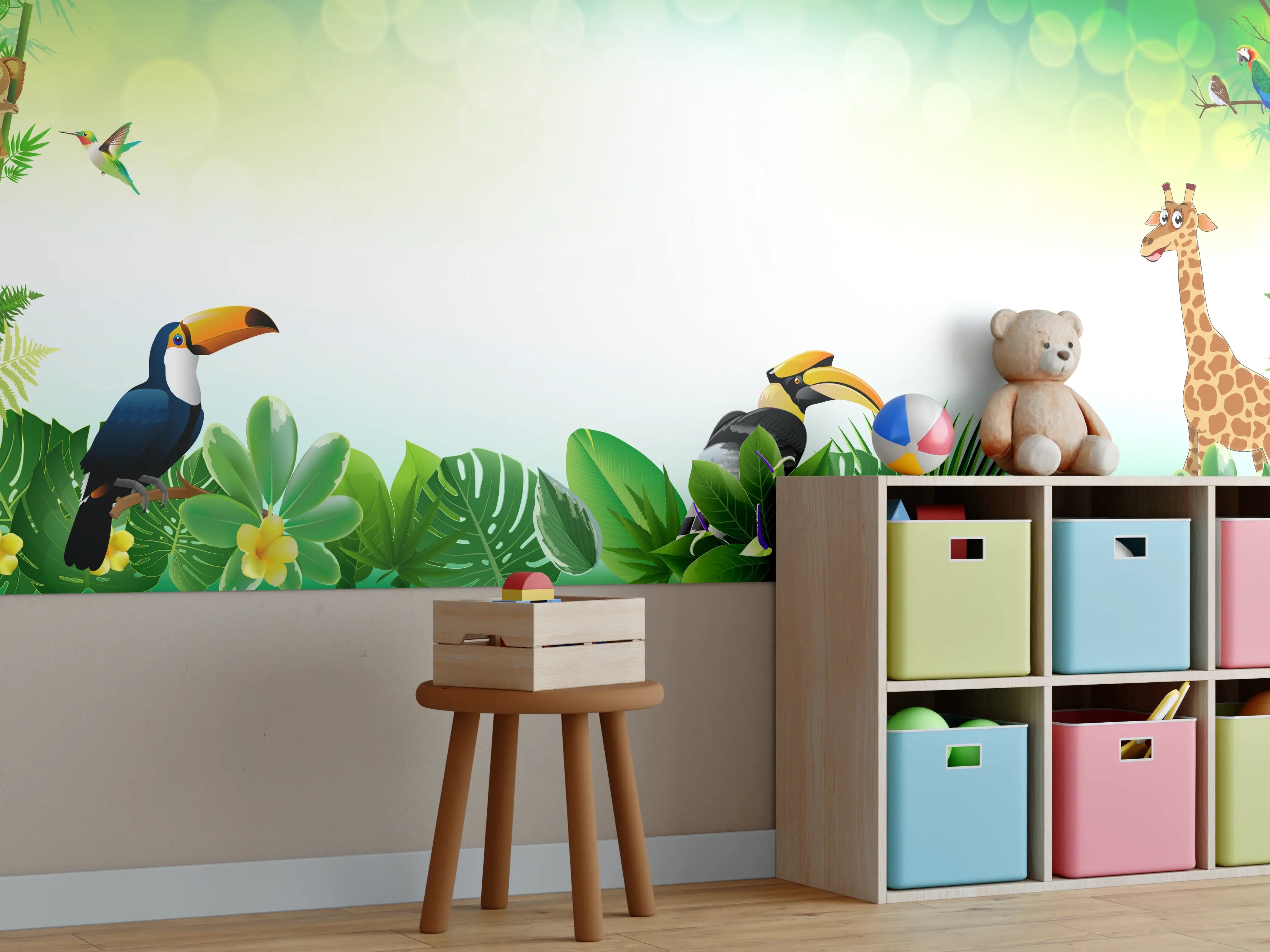 Kinderzimmer Wandgestaltung - Bunte Dschungelwelt mit Tieren und tropischer Vegetation