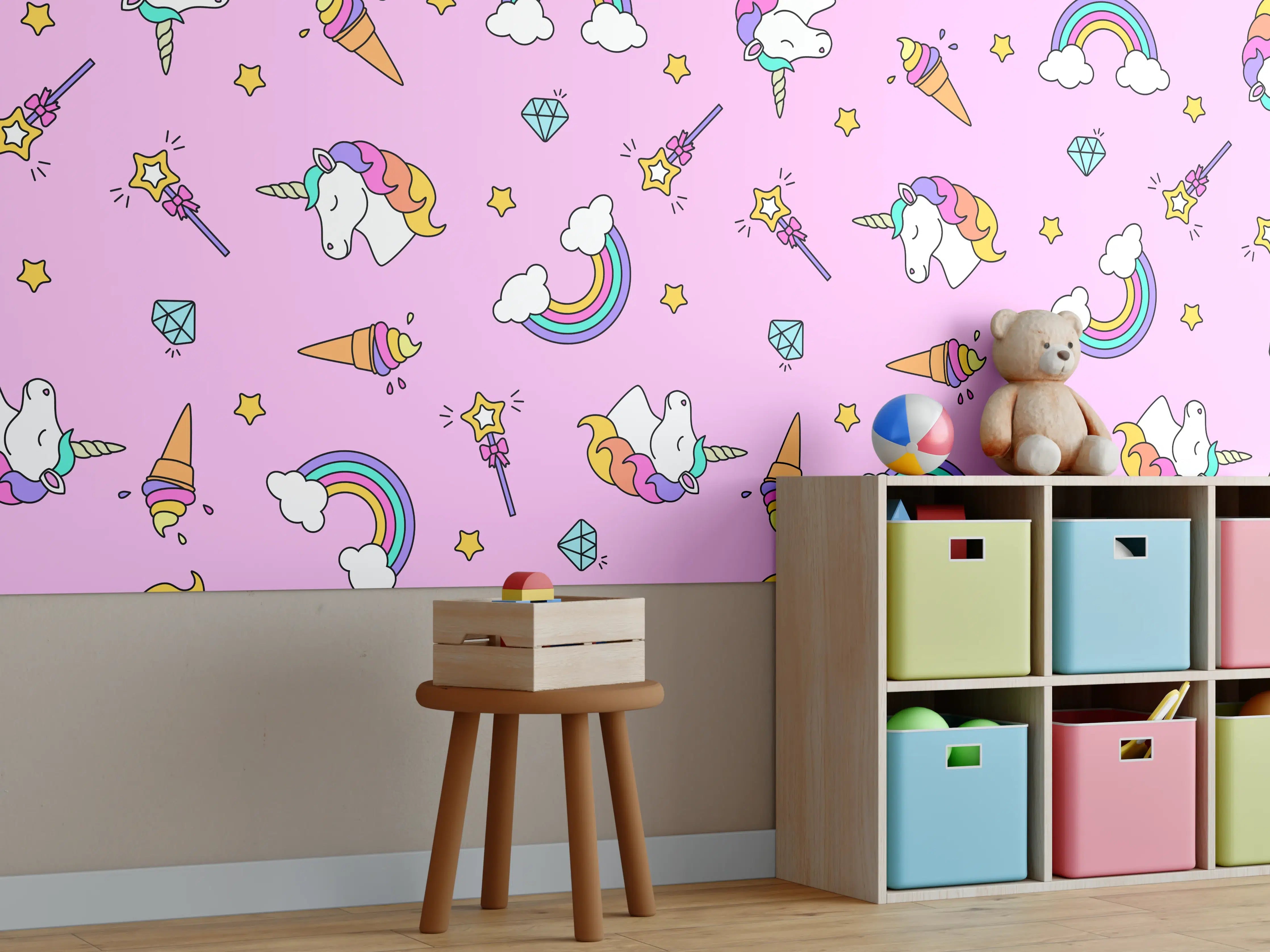 Kinderzimmer Wandgestaltung - Bunte Einhorn-Wolken-Wadezeichnung