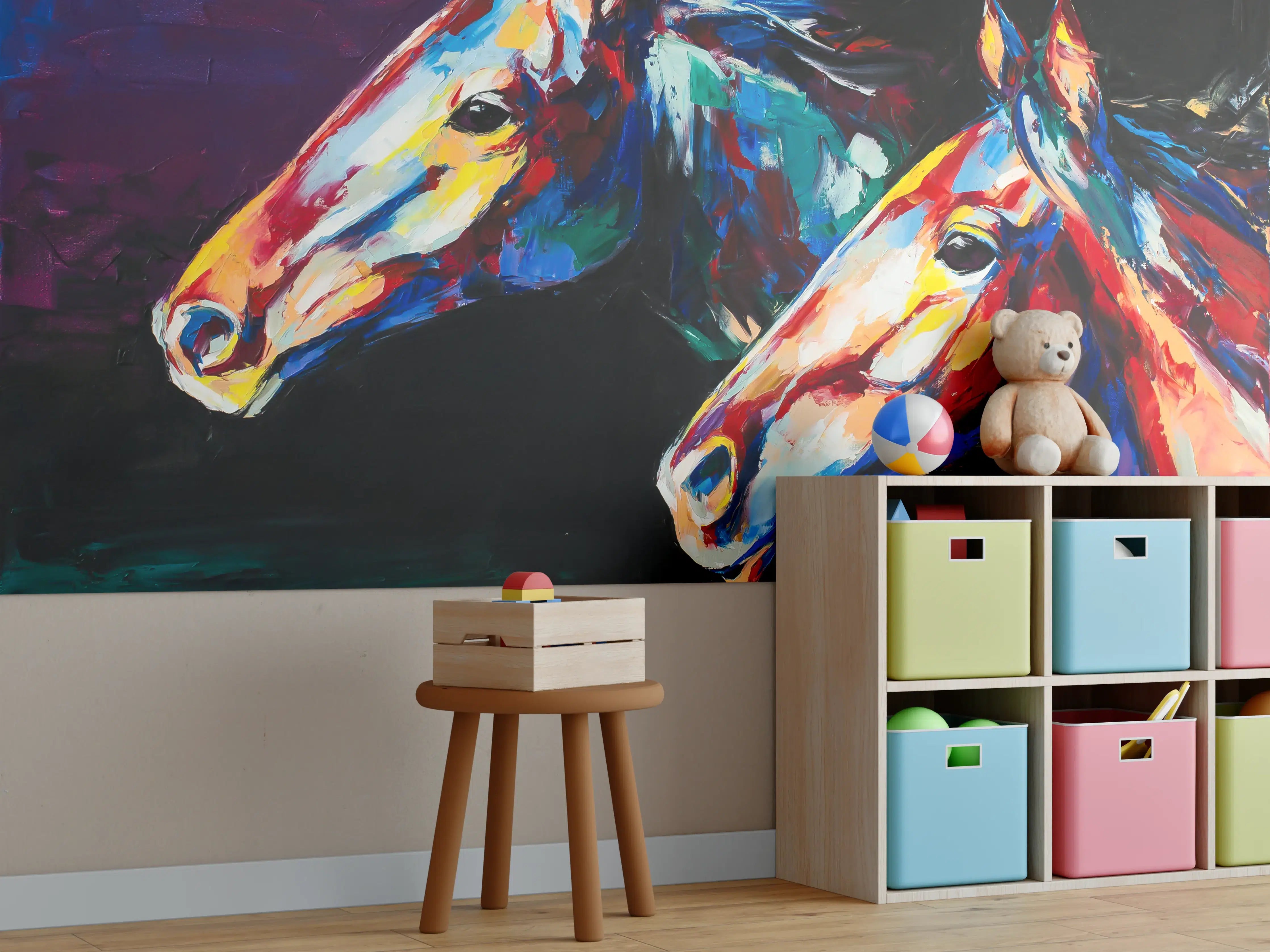 Kinderzimmer Wandgestaltung - Bunte Pferdeportraits in abstraktem Stil