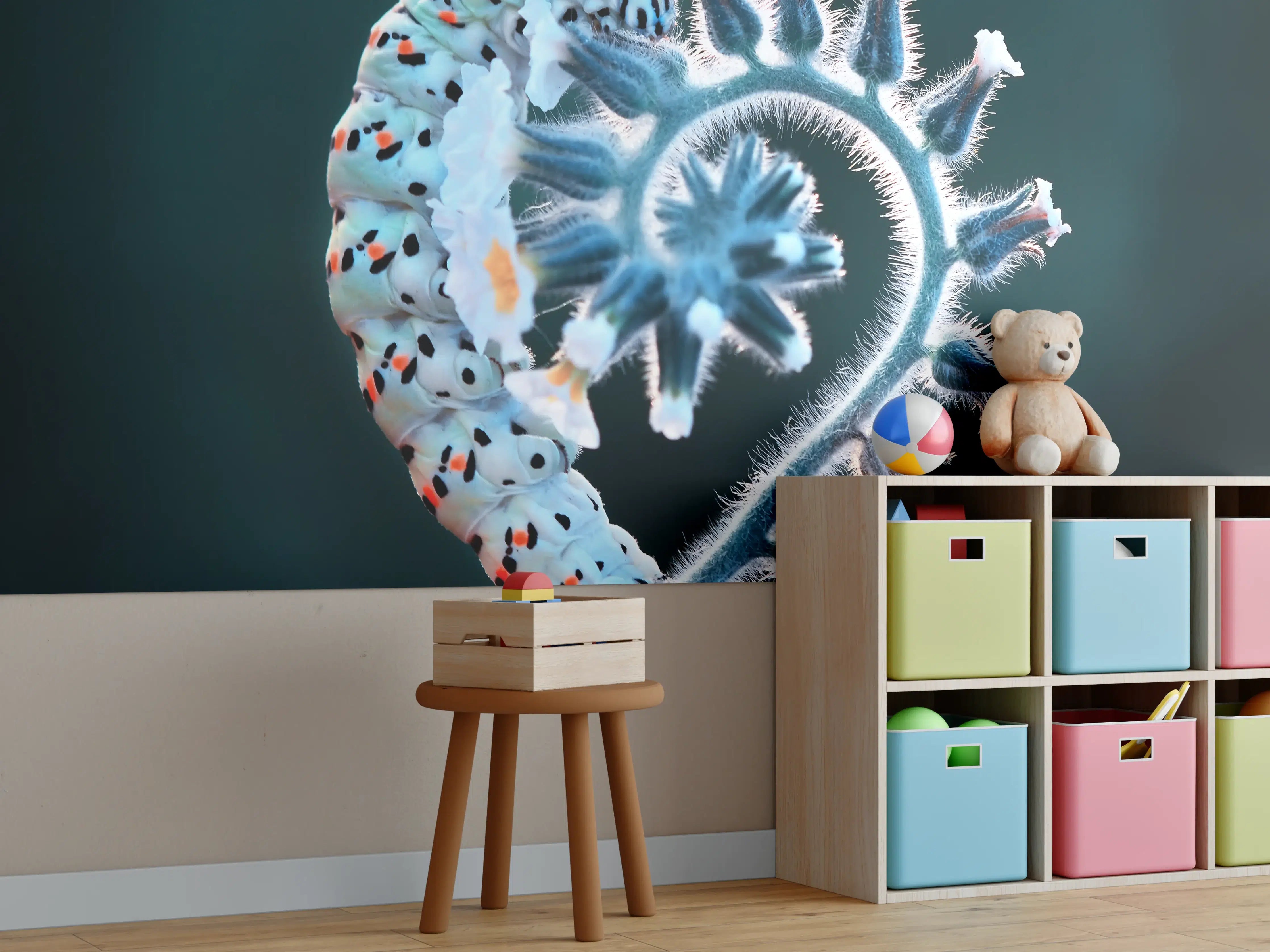 Kinderzimmer Wandgestaltung - Bunte Raupe auf zarten Pflanzen