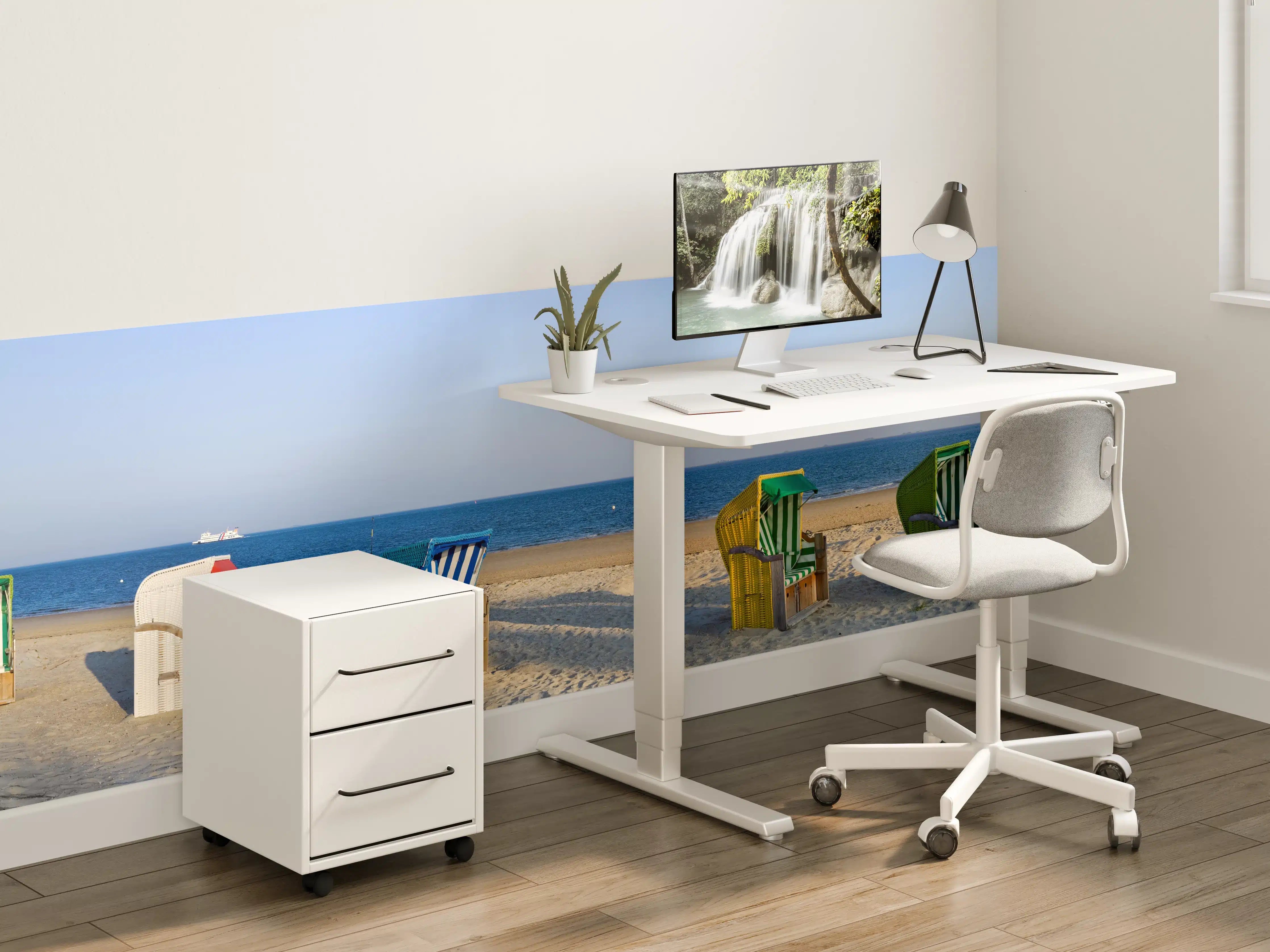 Kinderzimmer Wandgestaltung - Bunte Strandkörbe am Meer