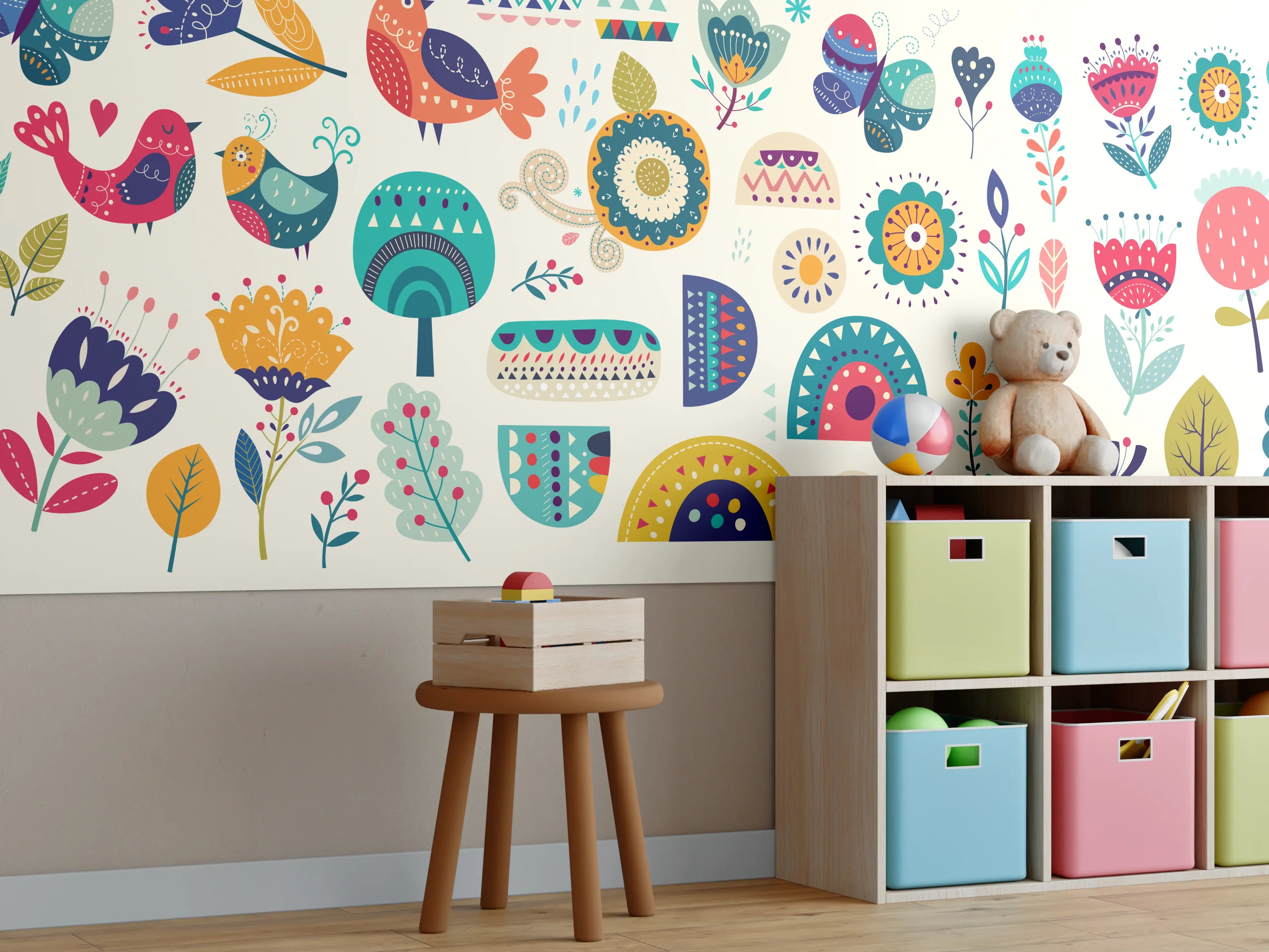 Kinderzimmer Wandgestaltung - Bunte Tier- und Pflanzenmuster mit Blumen und Vögeln