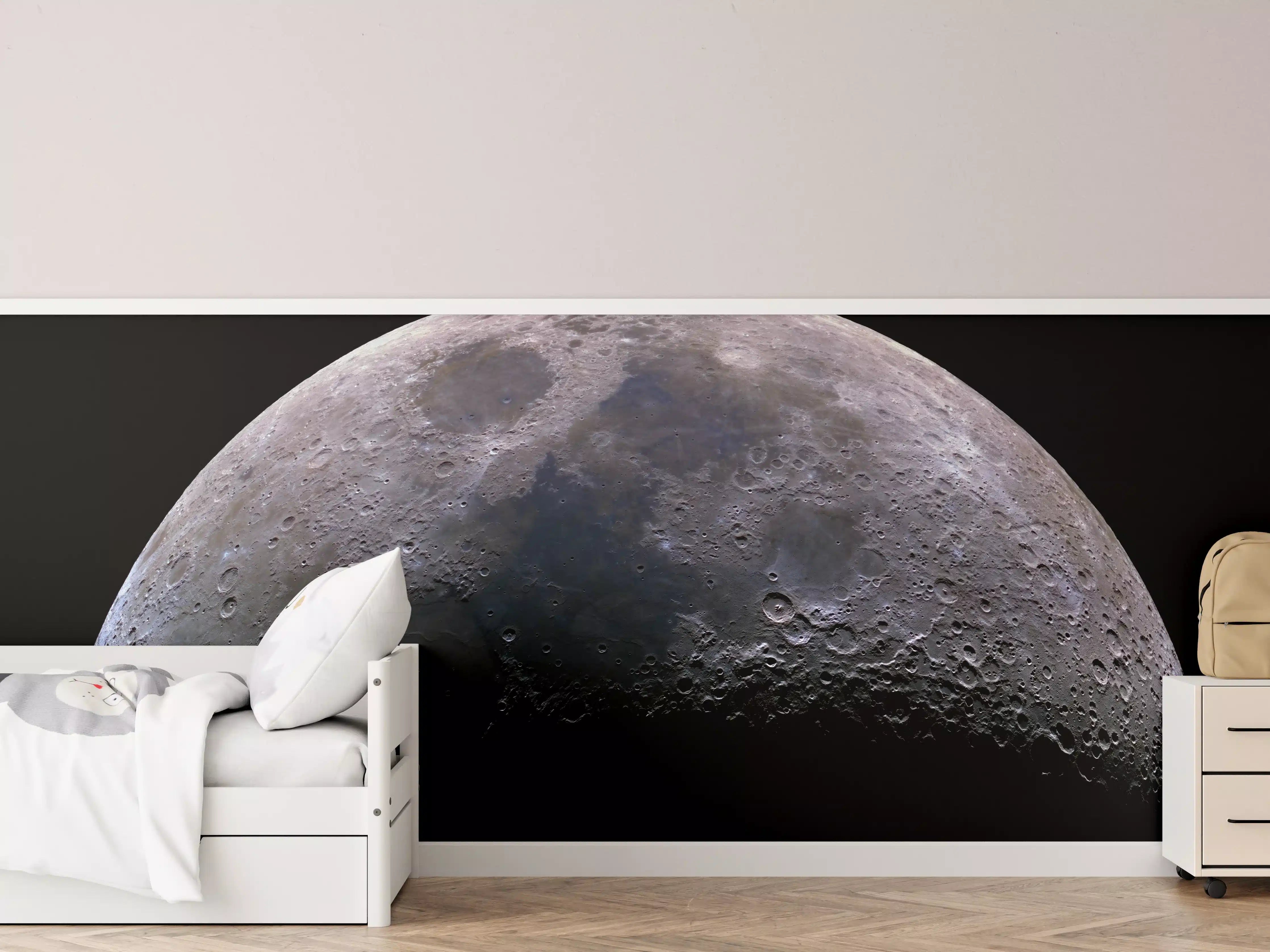 Kinderzimmer Wandgestaltung - Detailreiches Bild einer Mondsichel